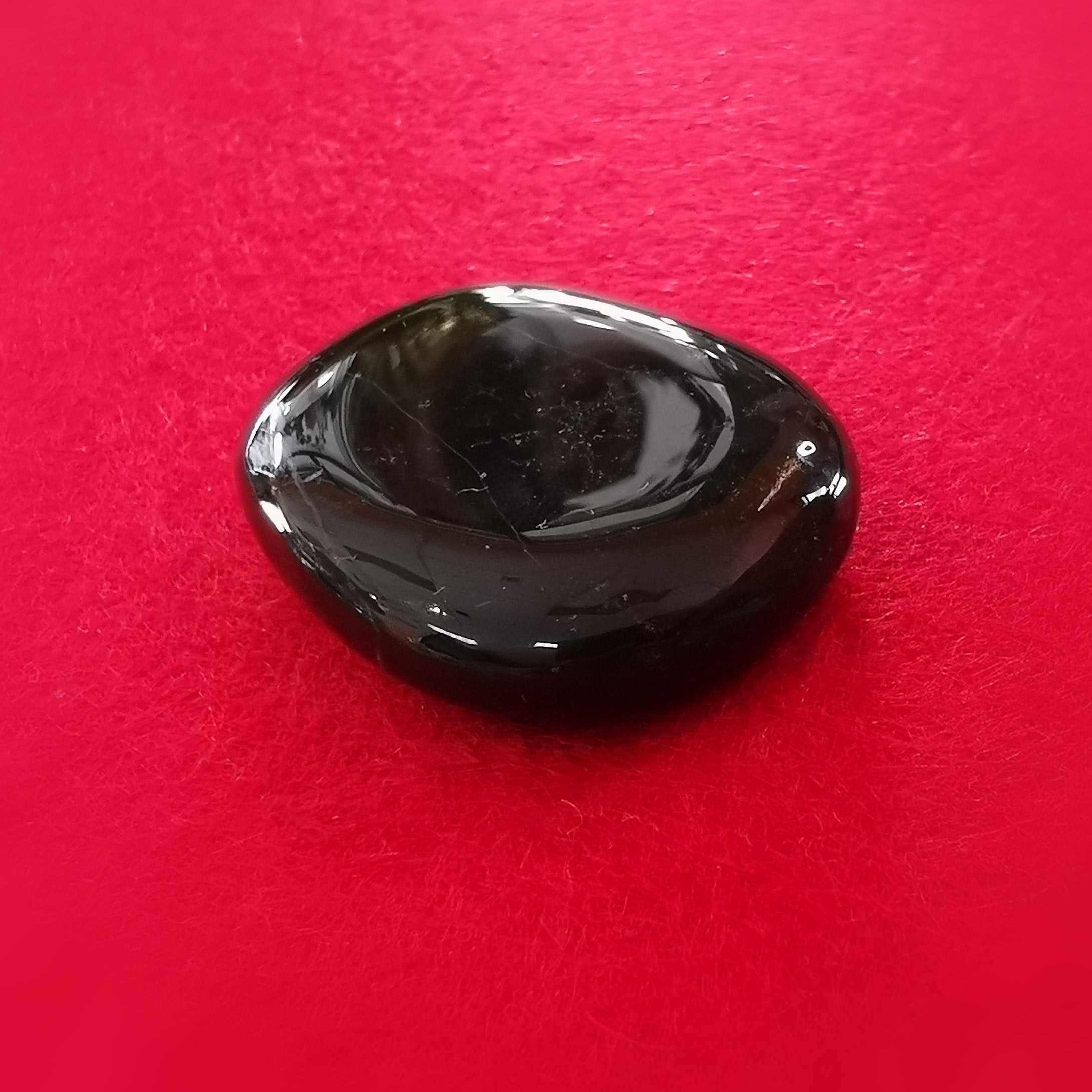 Onyx AA Qualität Heilstein Scheibenstein Handschmeichler, Edelstein glänzend spiegelnd, Meditation und Schutz Talisman