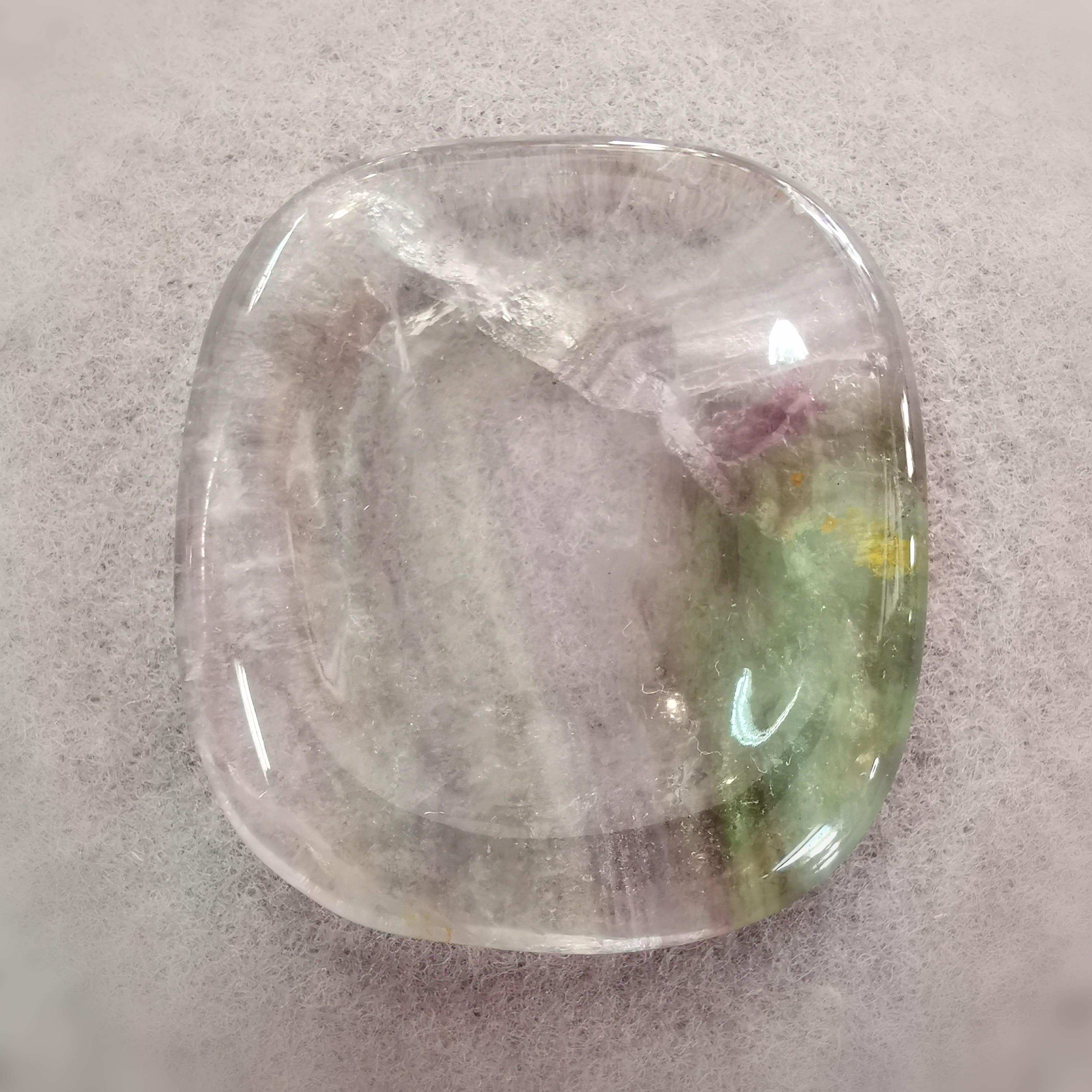 Regenbogen Fluorit mehrfarbig Daumenstein Handschmeichler XL, Meditation, Reiki, Behandlungen, Wellness, geweiht, wundervolle Leichtigkeit