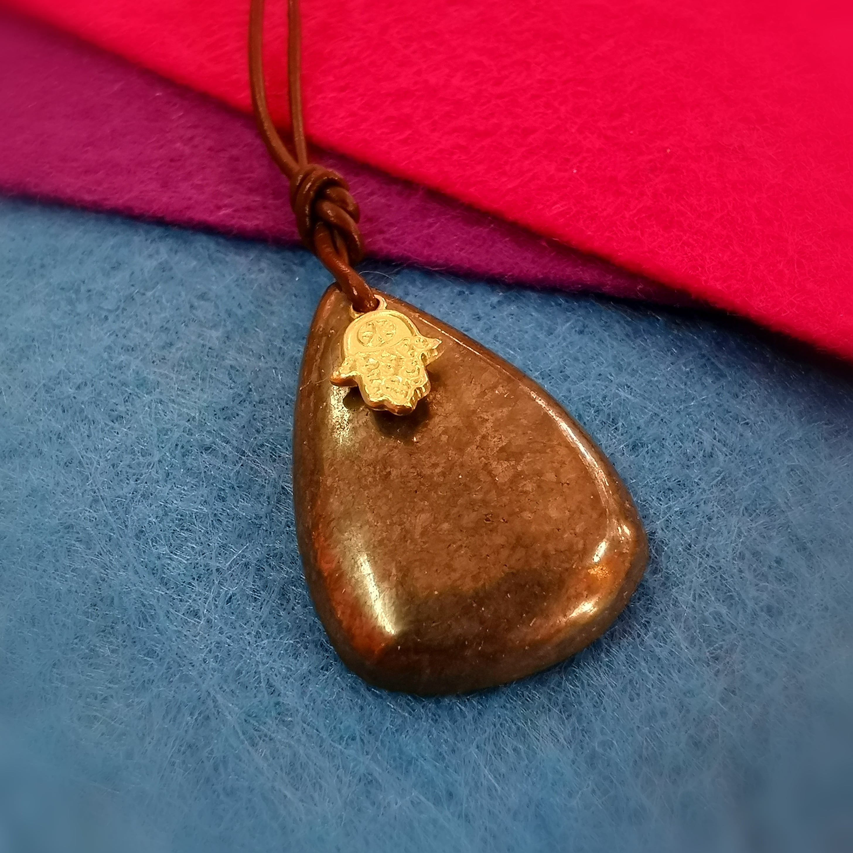 Pirita piedra preciosa gota mano de Fátima, karma boho collar de piedra curativa consagrada, protección y fuerza