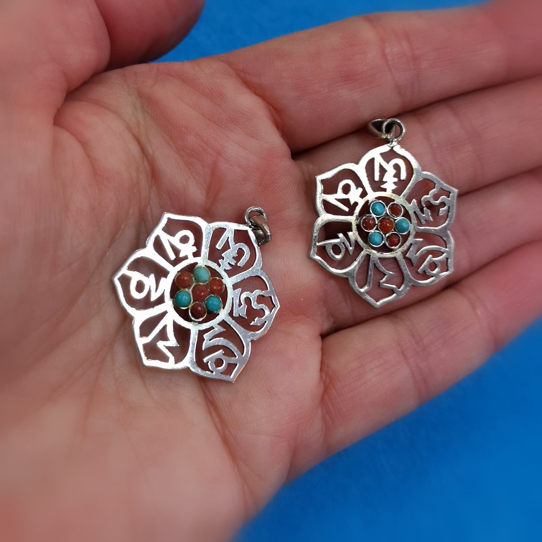 om mani padme hum Lebensblume Talisman Edelstein Sterlingsilber Anhänger, Tibet Schmuck, Gelassenheit