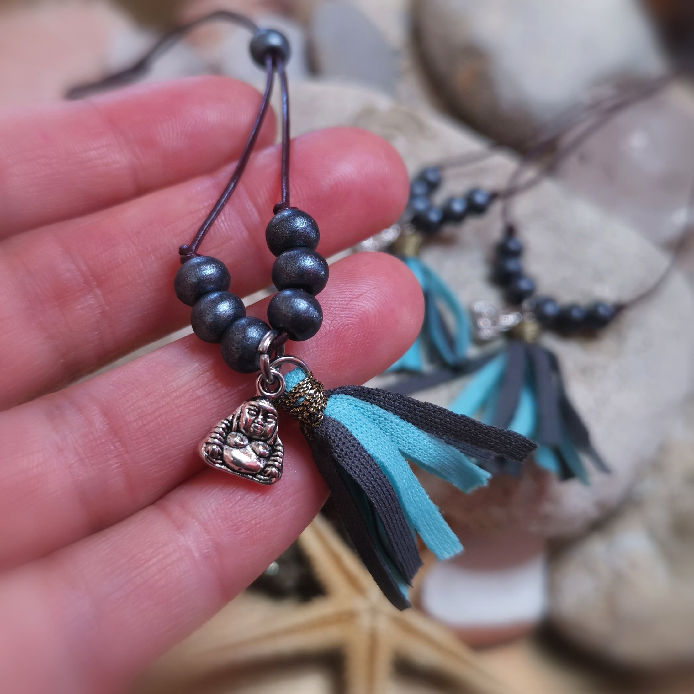 Fusskettchen & Armband: Budai Glücksbuddha Boho Bijou Armband Leder, alle Grössen
