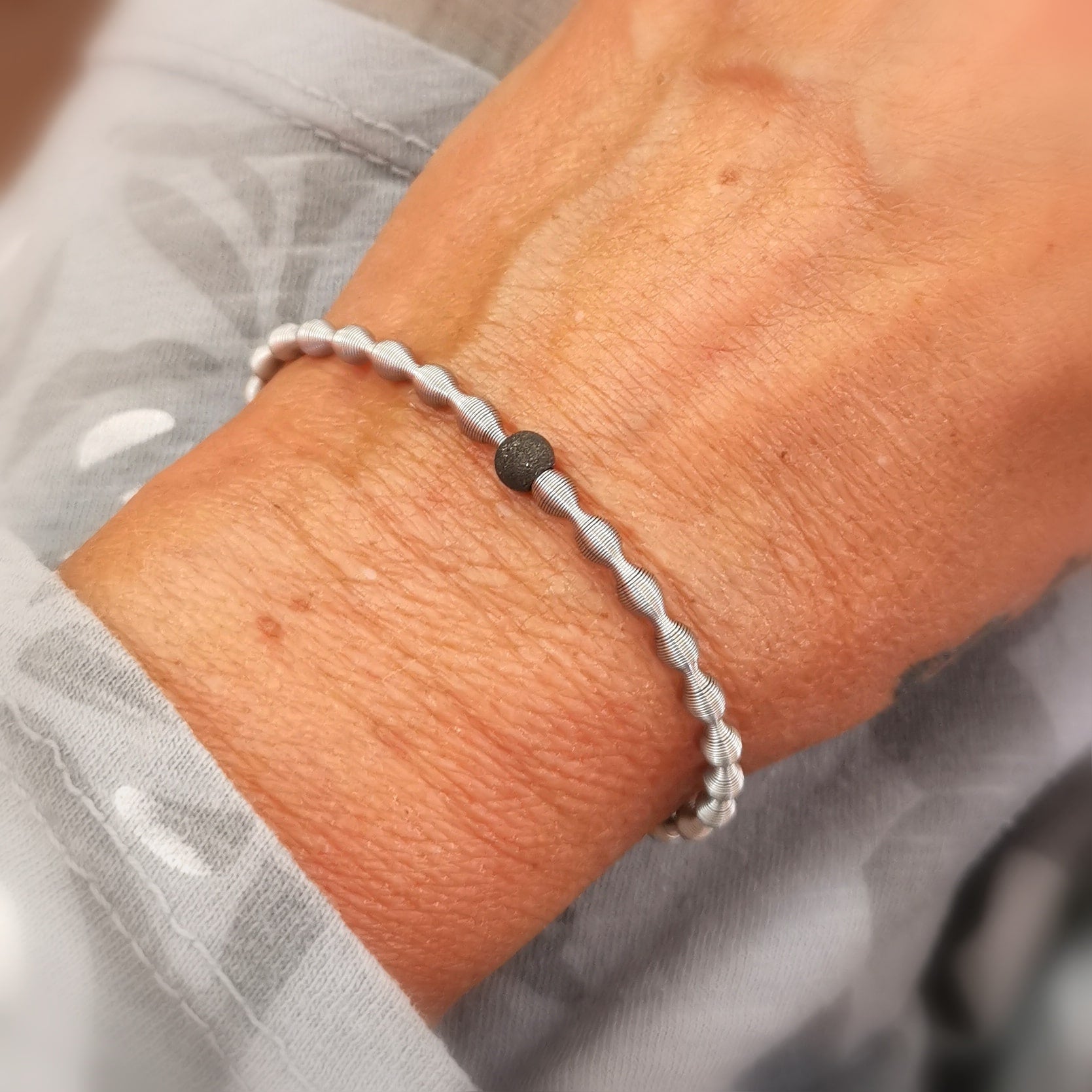 🌀 Pulsera y tobillera de joyería en espiral – Símbolo de flujo de energía e infinitud