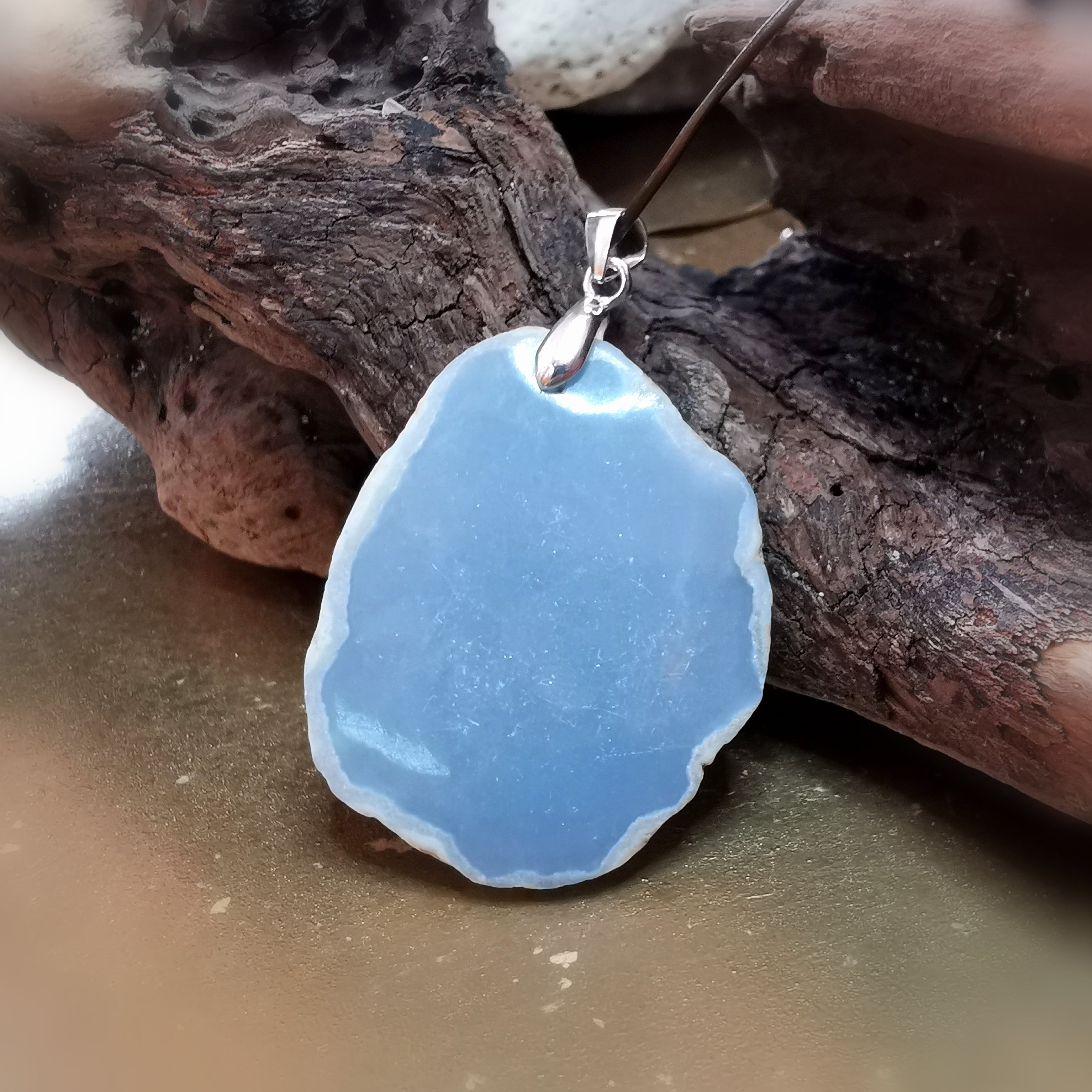 Angelit Natur Scheibe – Edelstein Amulett Anhänger - Licht der Engel