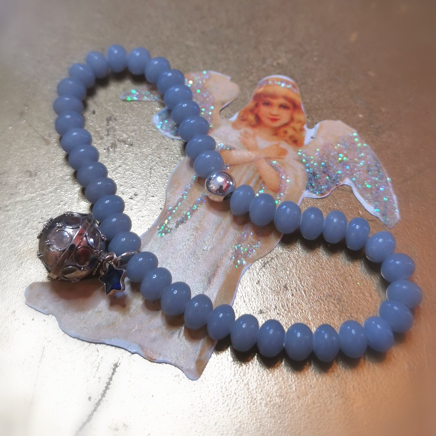 Engelsrufer Klangkugel Angelit Edelstein Karma Armband, Seestern Krafttier extra Charm, Schutz und Optimismus
