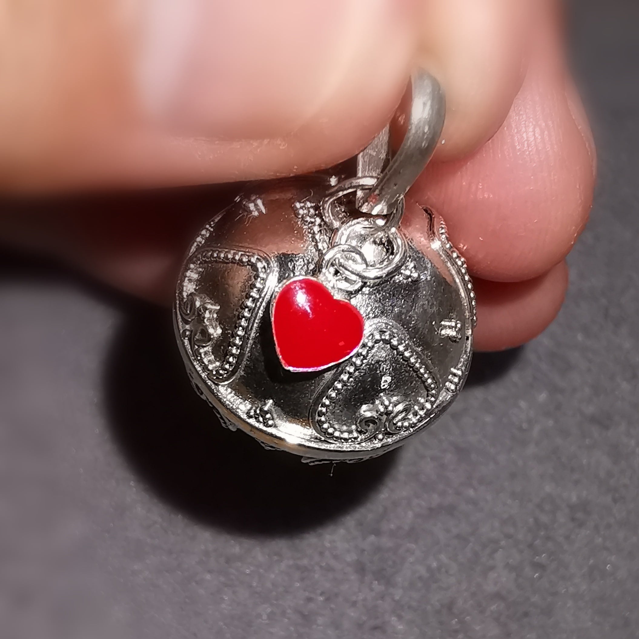 Engelsrufer Herz Sterlingsilber Klangkugel Anhänger, Karma Charm, geweiht mit Liebe