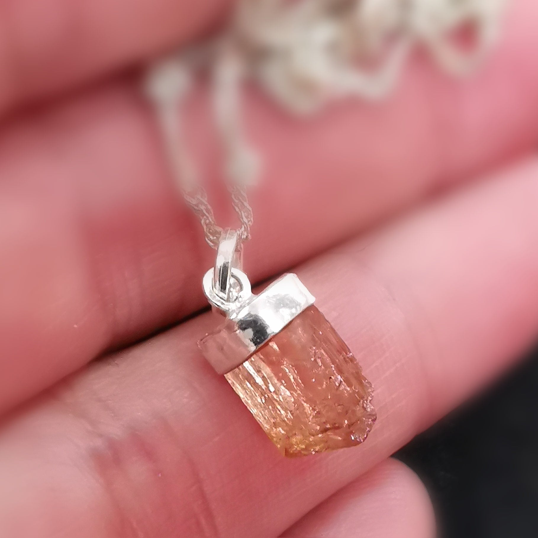 Collar de karma de plata de ley con encaje natural de piedras preciosas de topacio, chakra del plexo solar, consagrado - alegría de vivir y optimismo