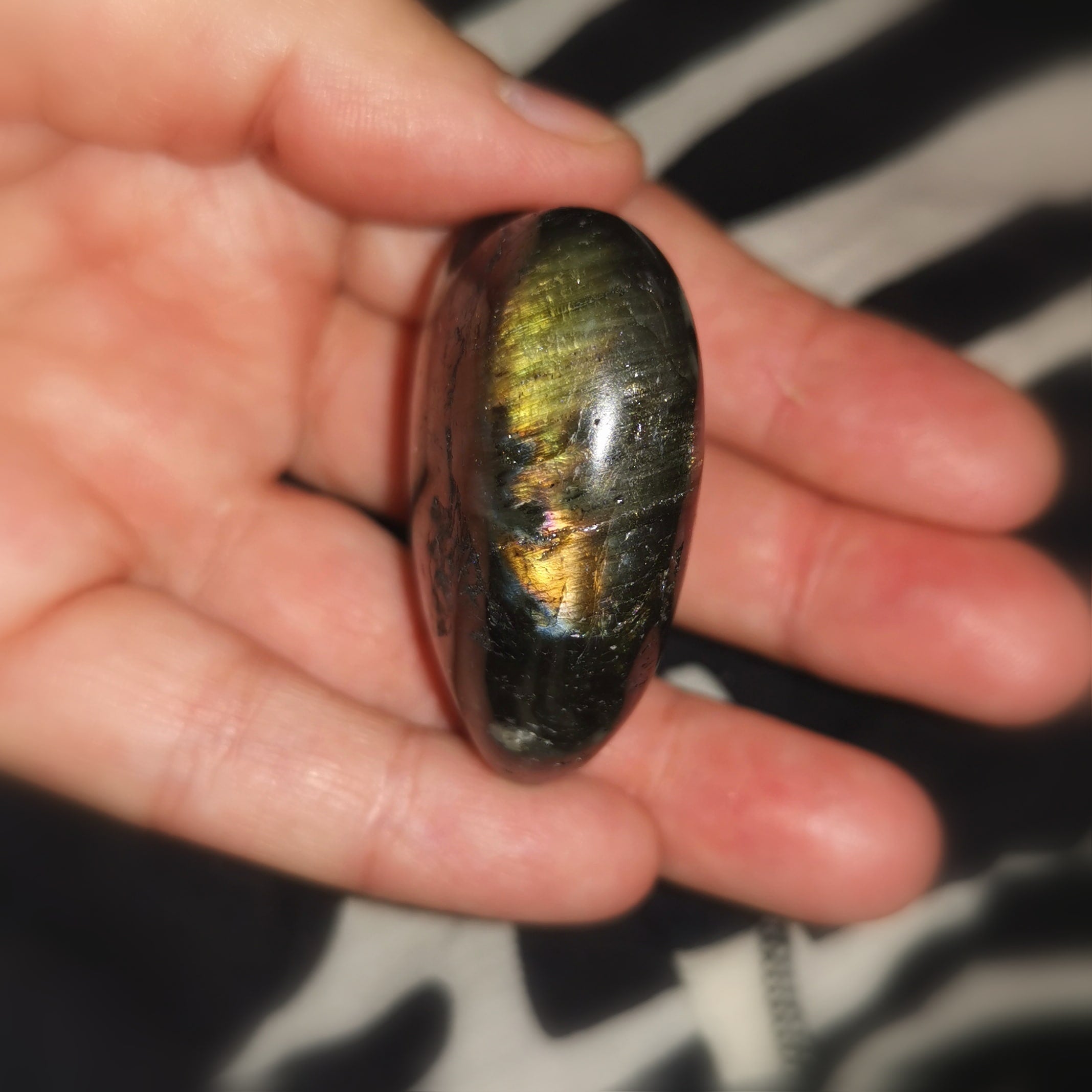 Labradorite heart, healing stone gemstone palm stone, consecrated energy balance to new strength