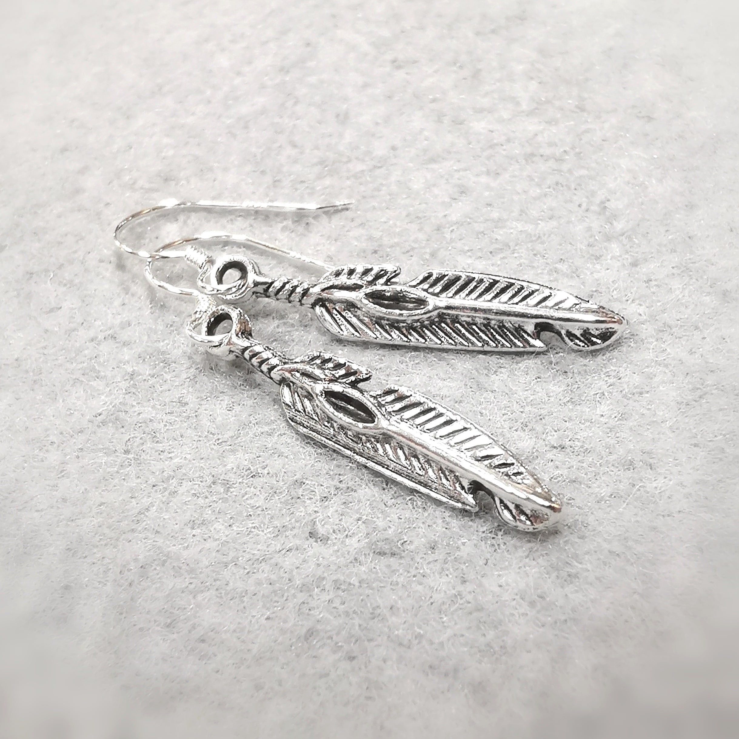🪶 Feather Earrings Boho Karma – Light, Lightness & Angel Energy
