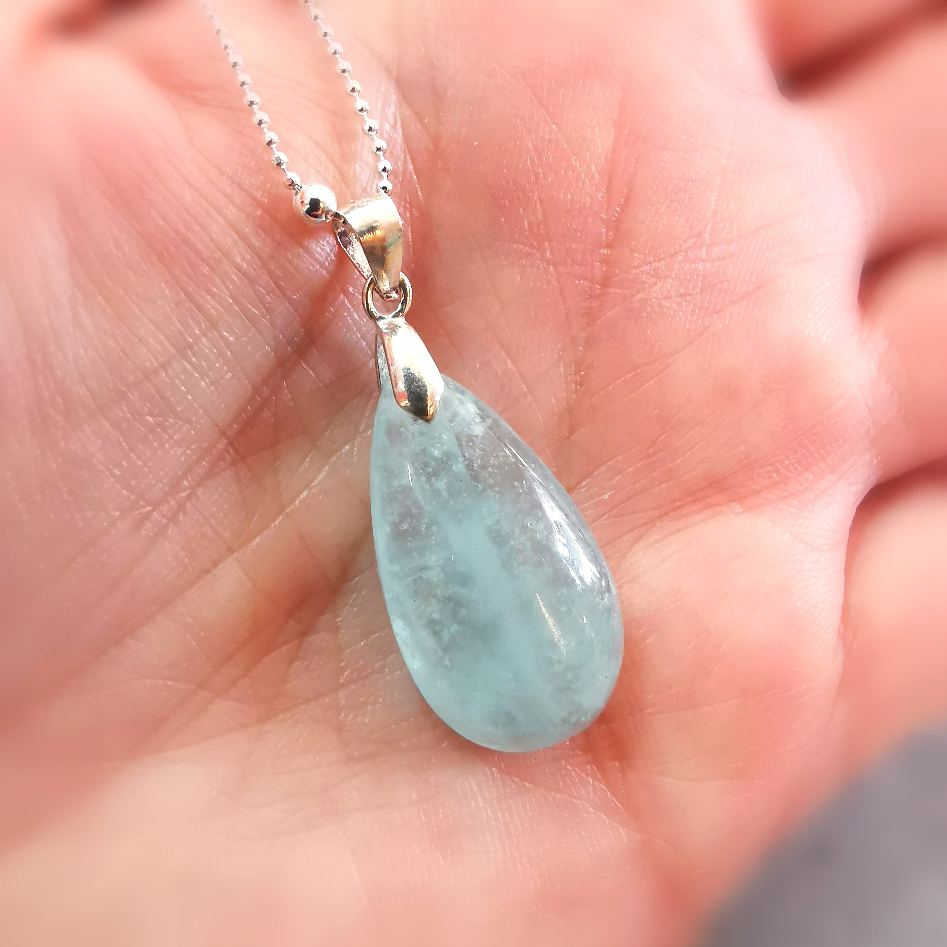 💧 Collar de piedra preciosa aguamarina: consagrado para la claridad, la alegría de vivir y la ligereza interior