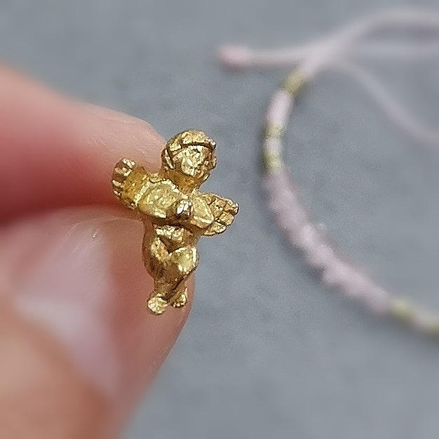 Engel Pin Armbändchen Geschenk Set Liebe, vergoldet, Karma Armband Schutzengel Anstecker
