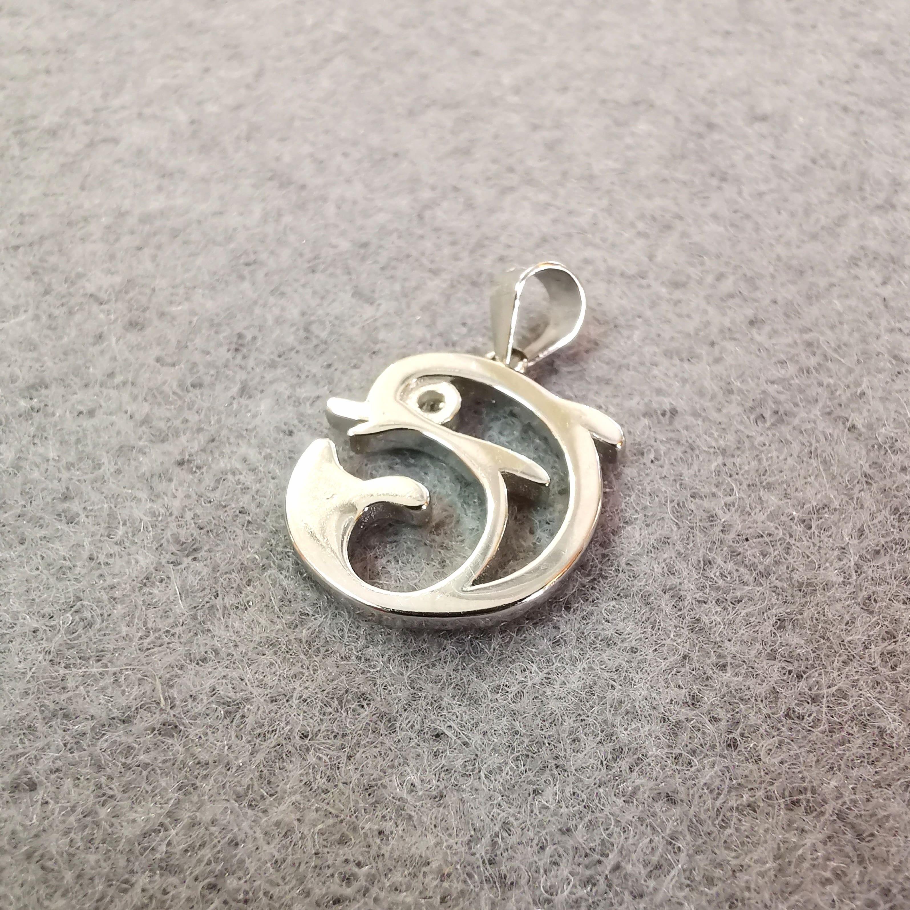 Delfin Zirkon Sterlingsilber Karma Anhänger, geweiht, Engel des Meeres, Fröhlichkeit