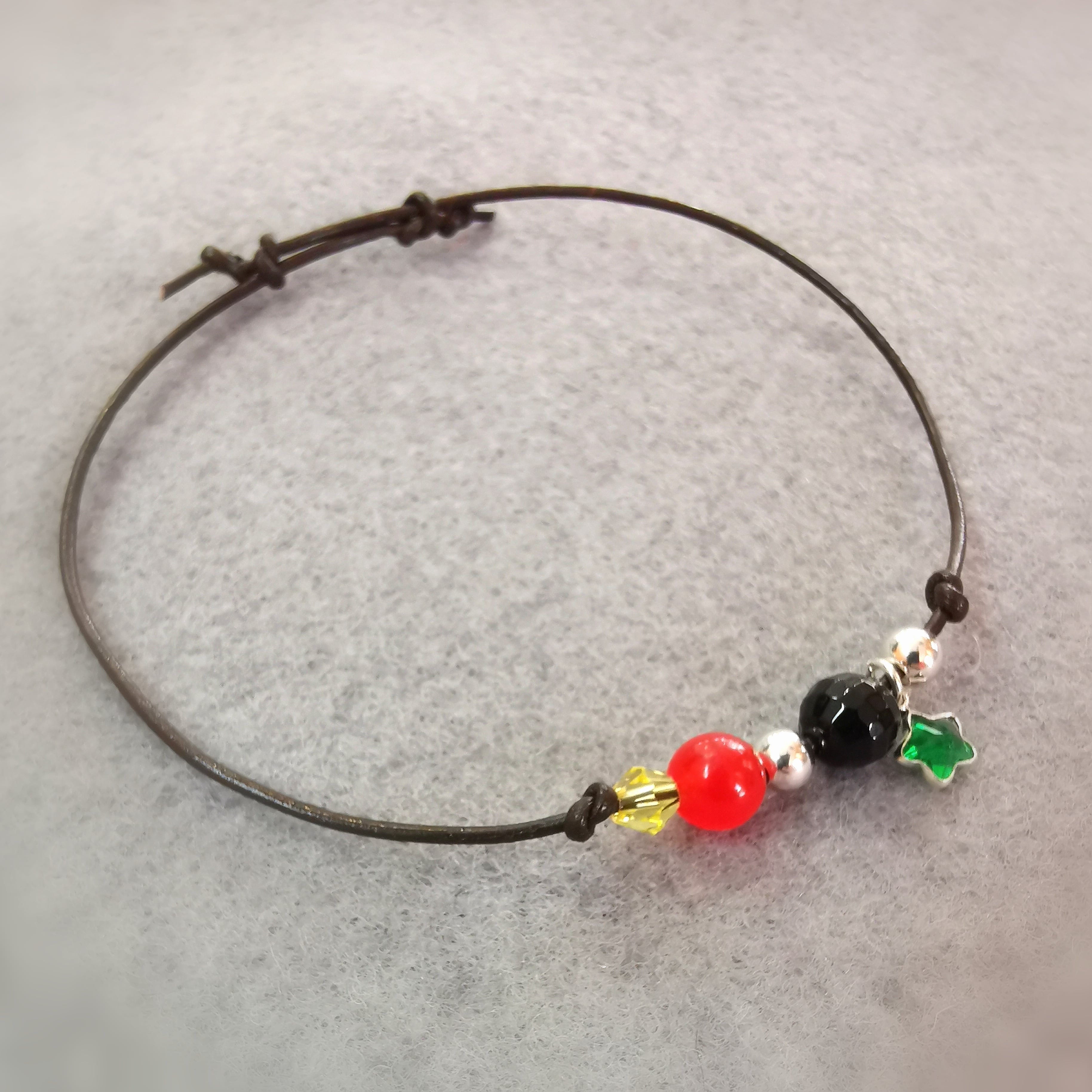 Pulsera de estrella de mar de cuero Karma: consagrada al amor y la amistad