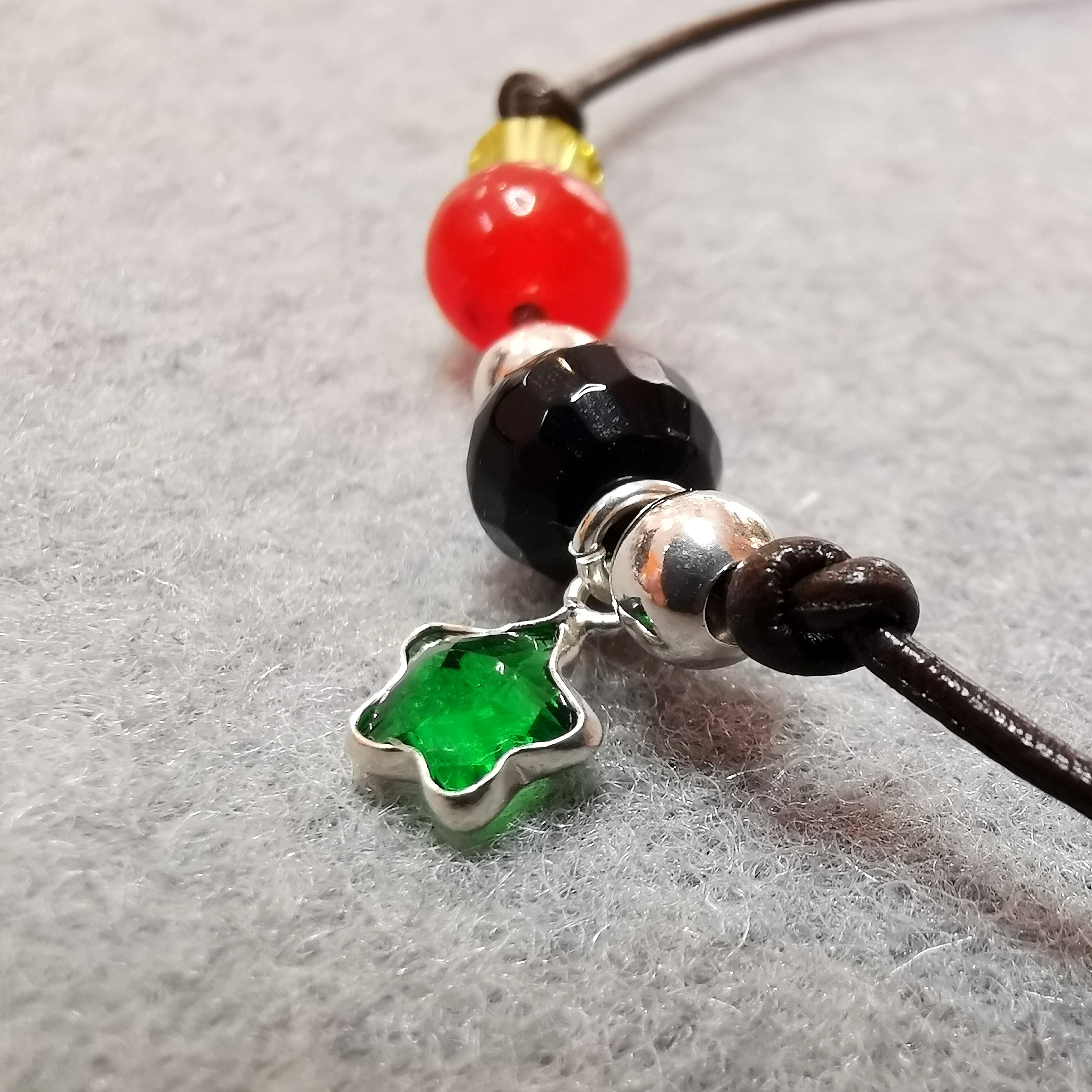 Pulsera de estrella de mar de cuero Karma: consagrada al amor y la amistad