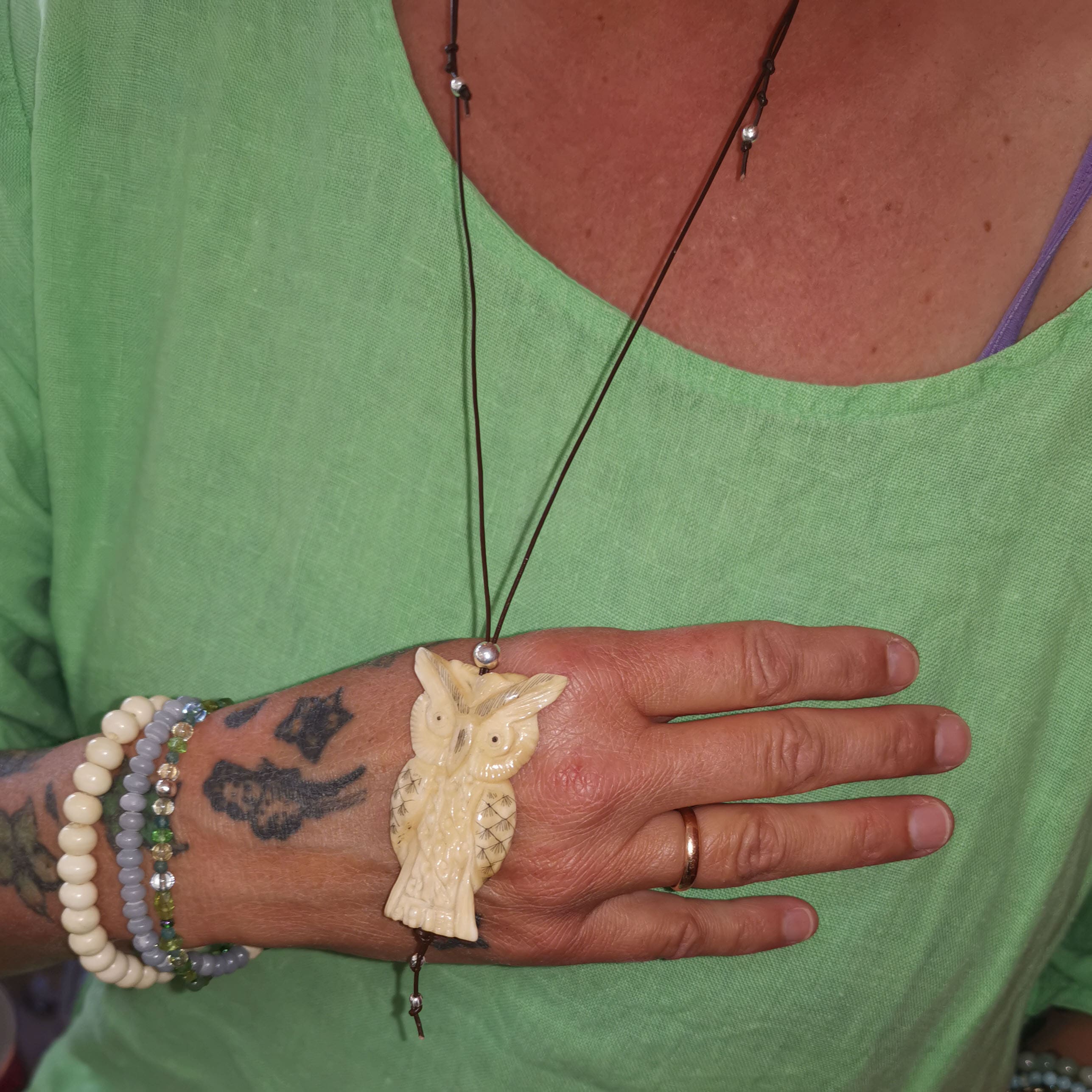 Eule Leder Boho Hippie Karma Kette, Leder Knochen, geweiht für Selbstvertrauen