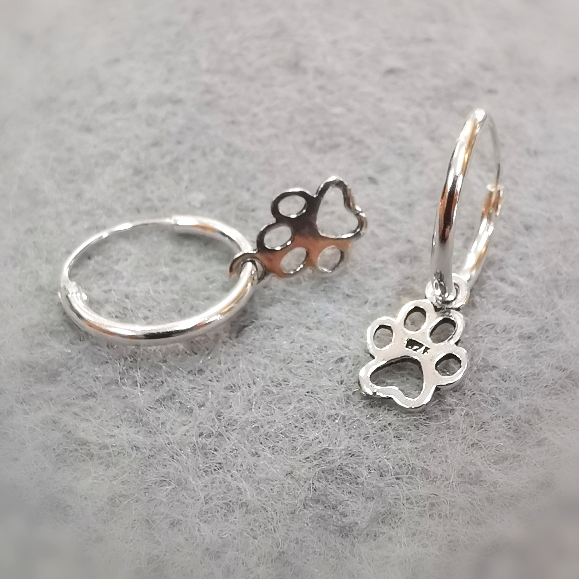 🐾 Pfote Tatze Ohrringe Hoops Creolen Seelentier Hund Katze, Pfötchen, Krafttier – Seelenverbindung (Kopie)