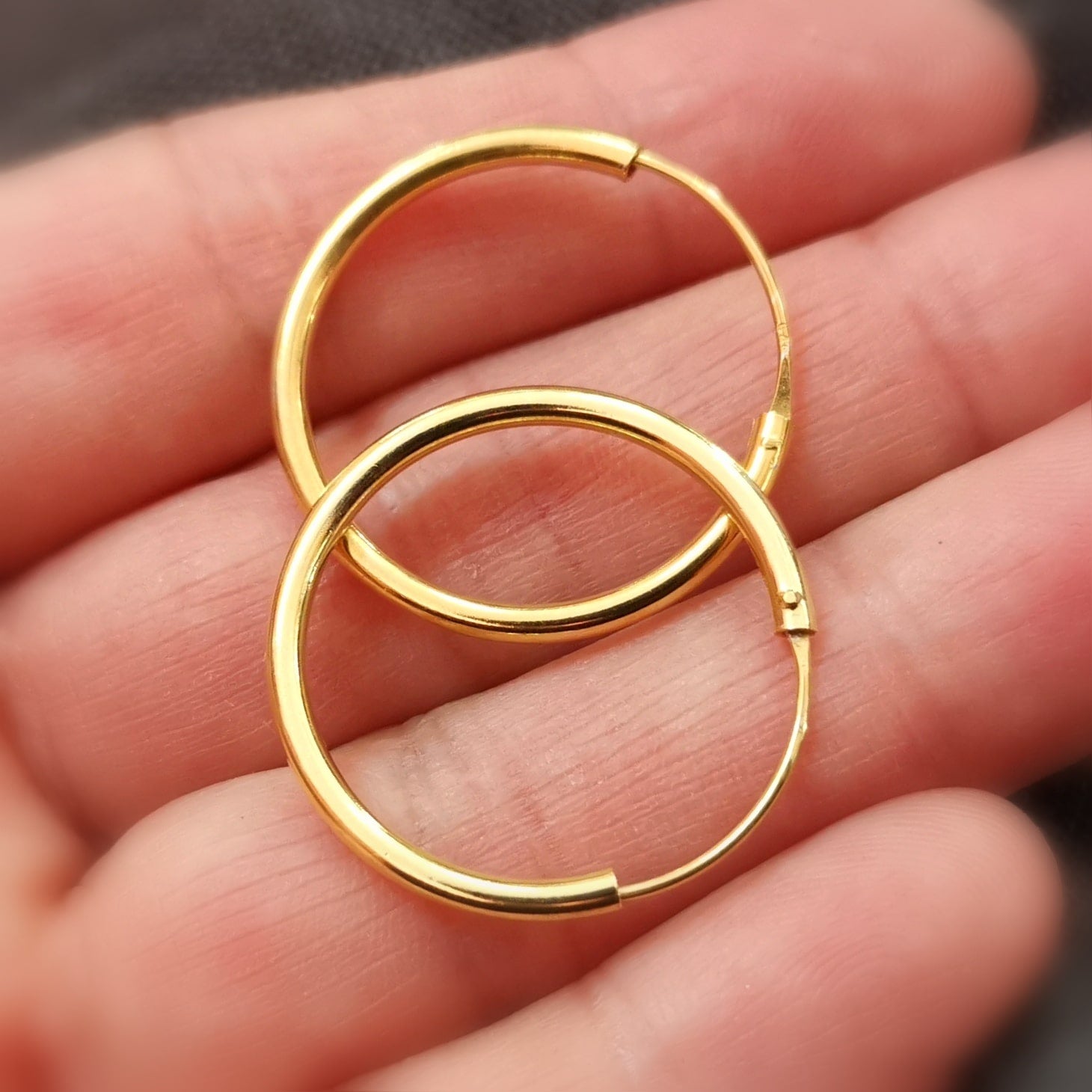 ✨ Goldene Hoops Creolen 25 mm, edler Hippie Ohrschmuck - Lust auf Sommer