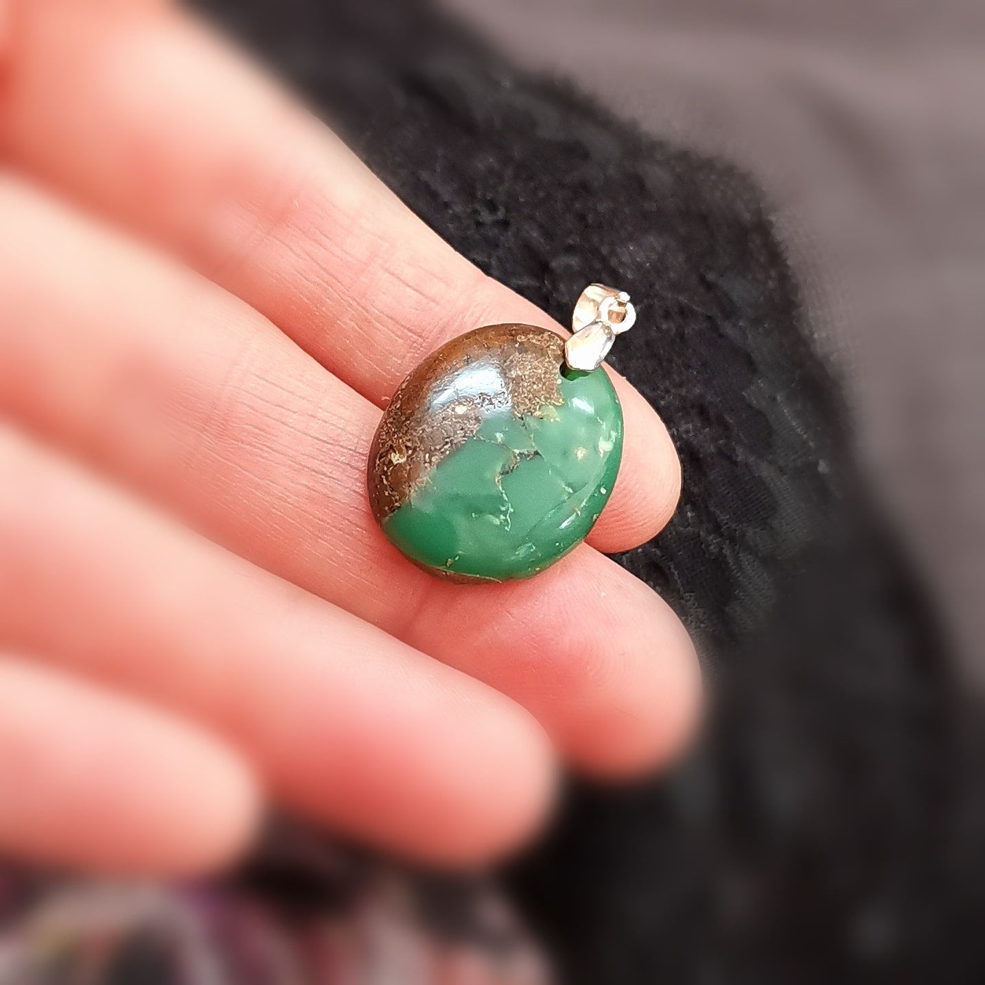 💚 Chrysopras Herzensstein, Chakra Heilstein Anhänger – geweiht für Hoffnung, Herzheilung & inneres Gleichgewicht
