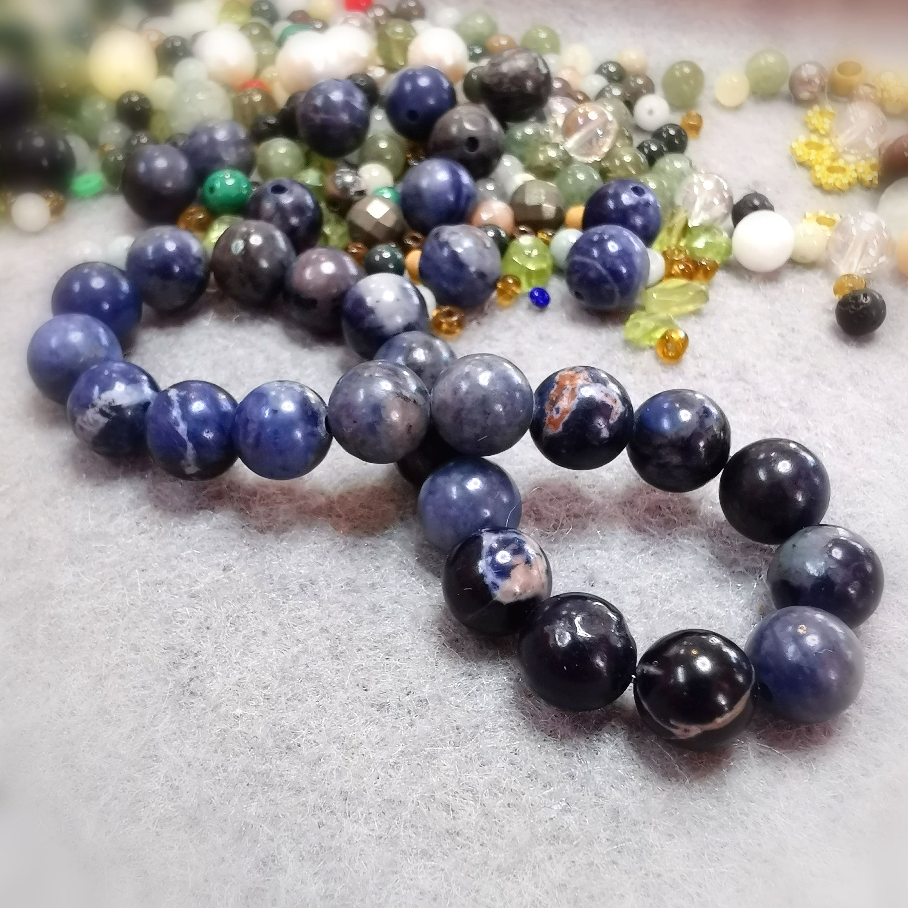 Sodalith Chakra Edelstein Armband klassisch – geweiht für emotionales Gleichgewicht & innere Klarheit