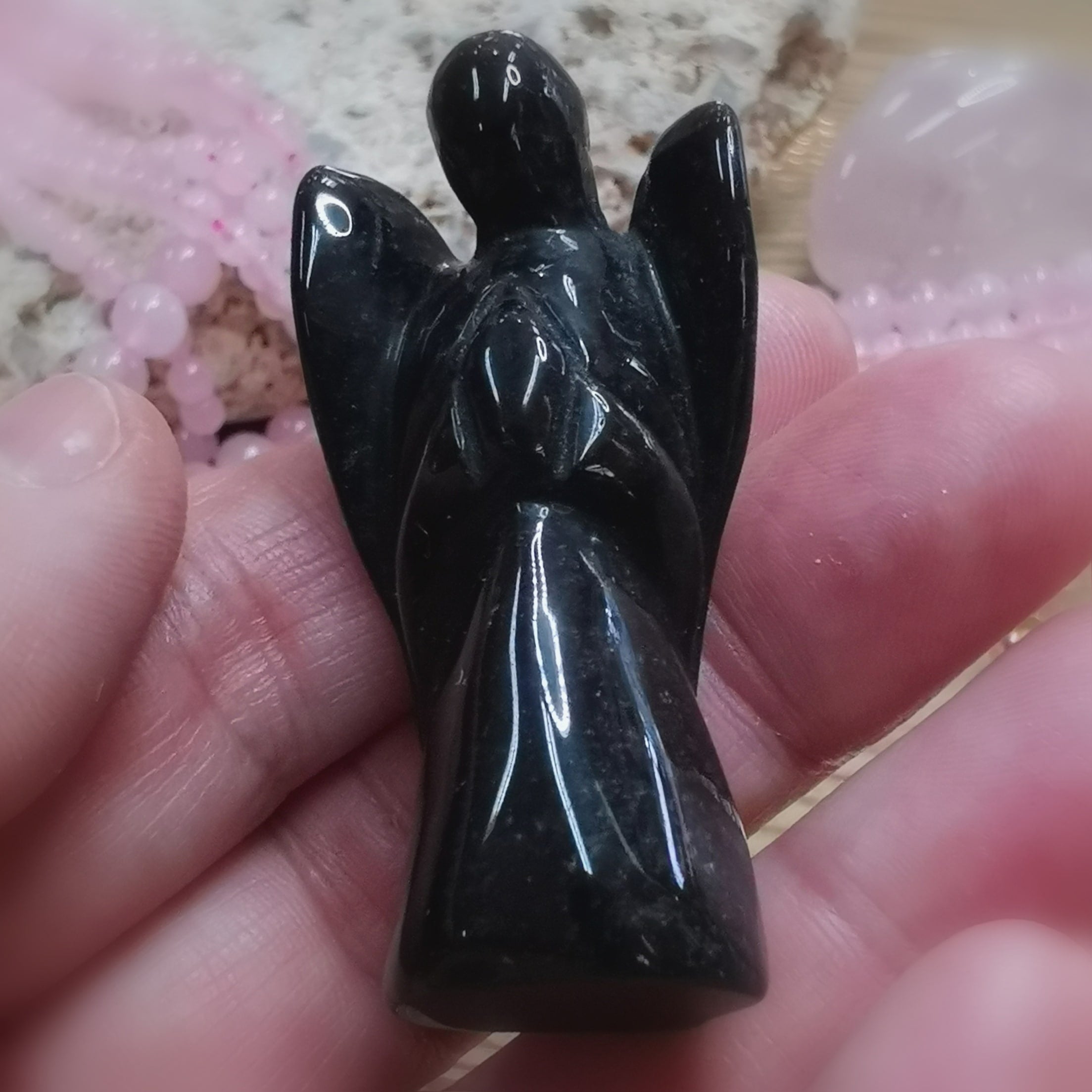 Obsidian Schutzengel – Edelstein-Talisman für Licht, Erdung & himmlische Begleitung