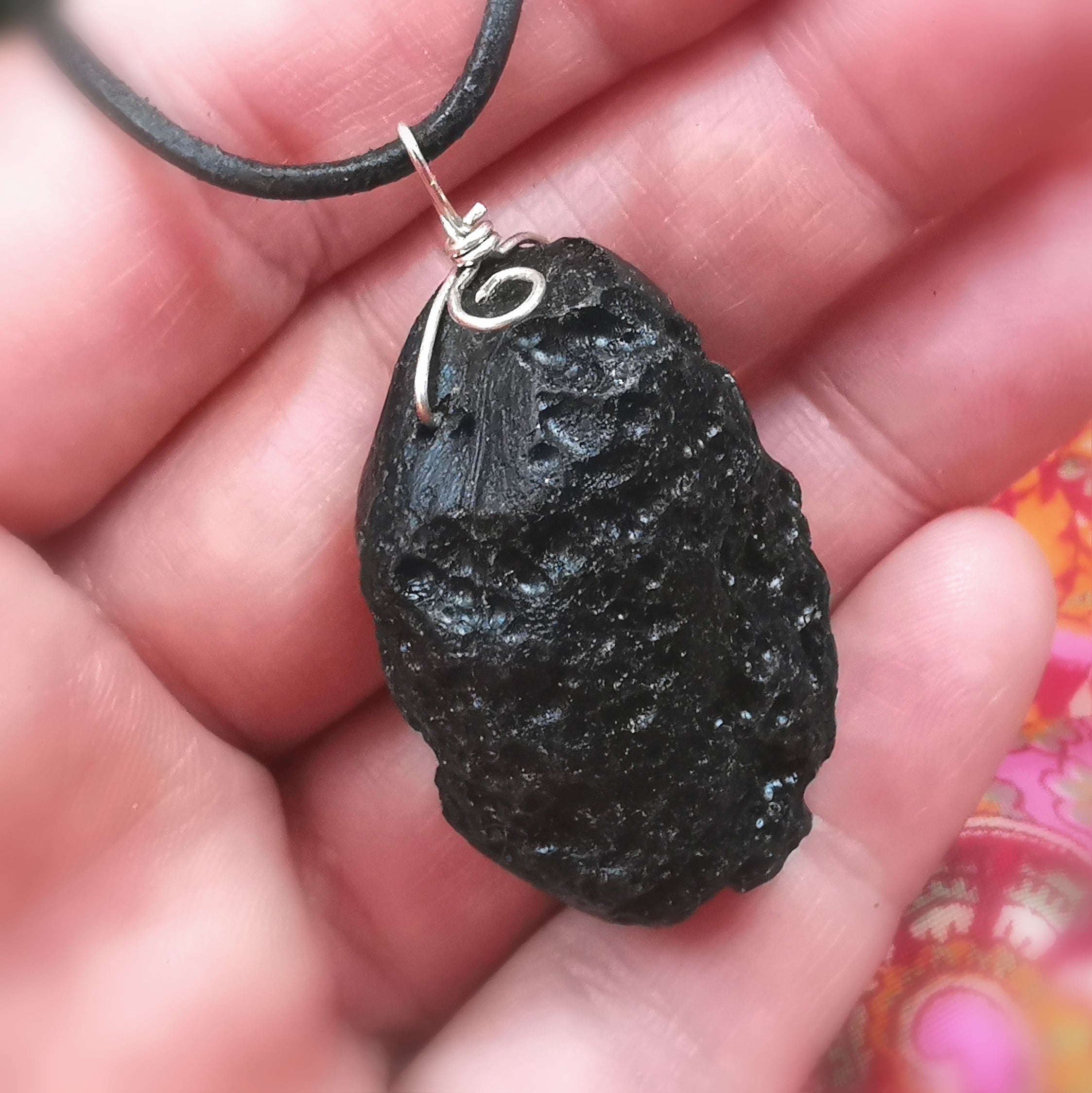 ✨ Tektit Karma Edelstein Kette Leder – geweiht für Transformation & Erkenntnis