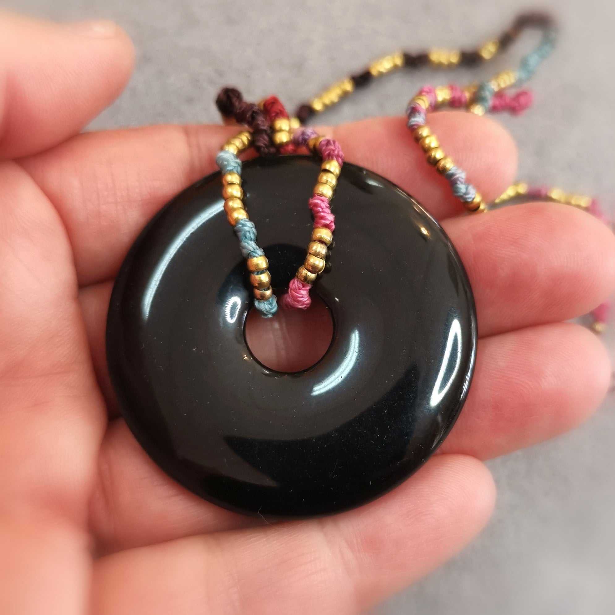 Obsidian Lebenskreis Kette XL – Boho Edelstein-Talisman für Schutz, Klarheit & Selbstannahme