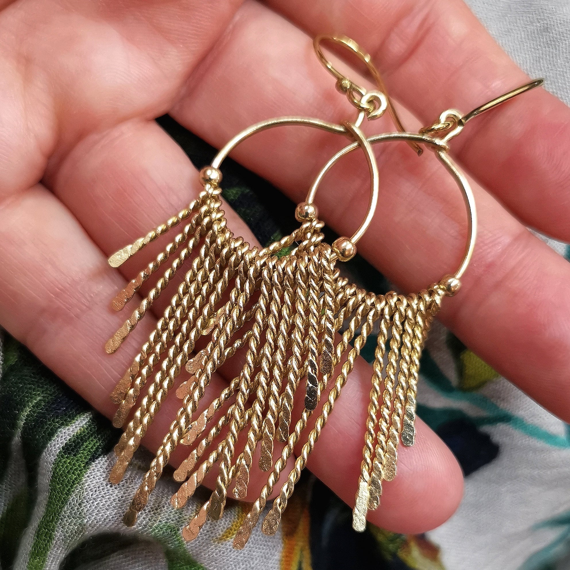 Sommerliebe Boho Ohrringe Gold – Sonnenstrahlen, Lebensfreude & Strahlkraft