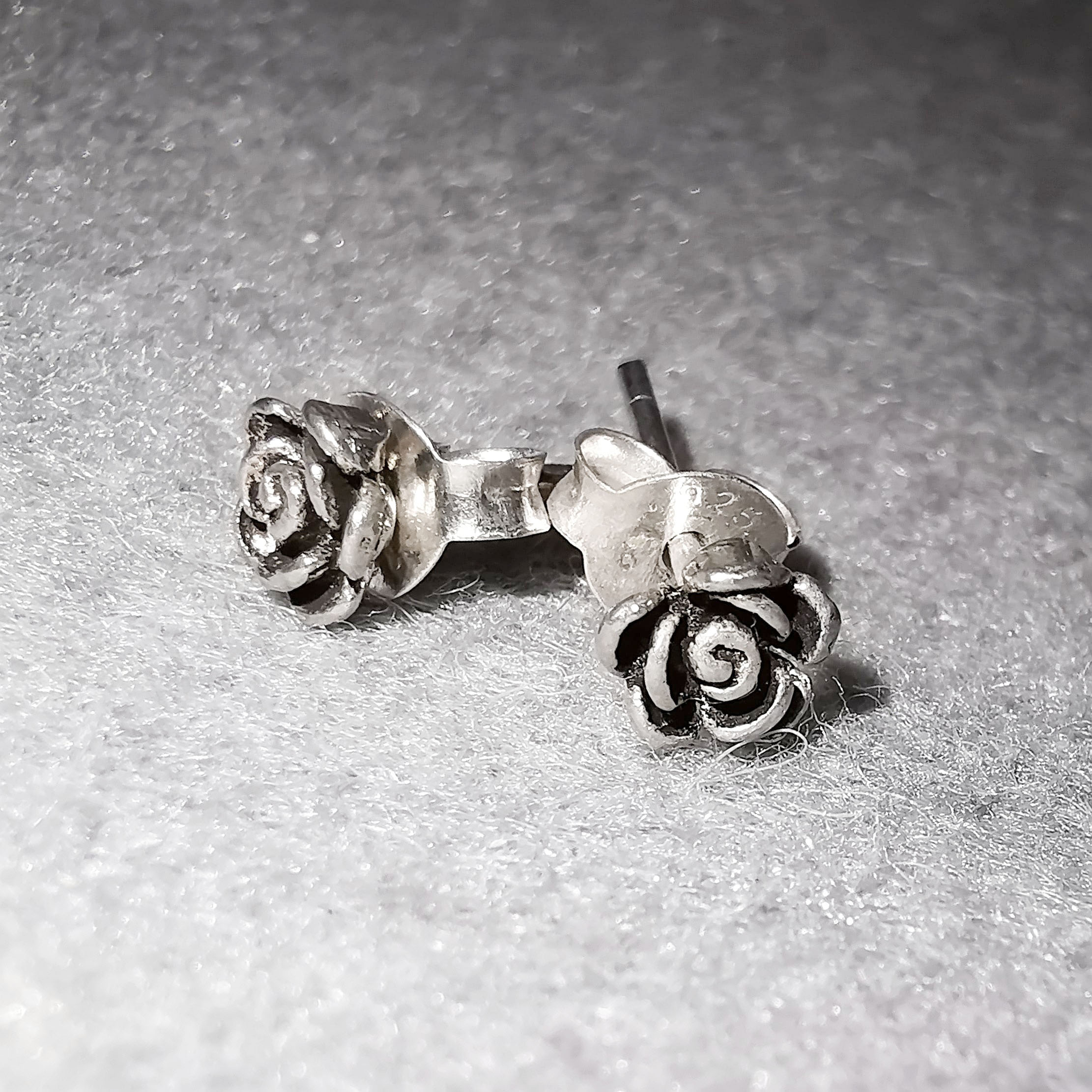 🌹 Rosen Ohrstecker Sterlingsilber – Liebe, Zartheit & Schönheit