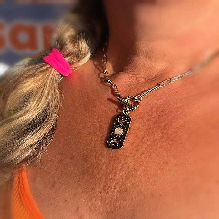 Rosenquarz Mond und Rosenquarz „Mond & Sterne“ Karma Kette – geweiht für himmlische Gefühle & HerzöffnungKarma Kette Gold Edelstahl geweiht, himmlische Gefühle