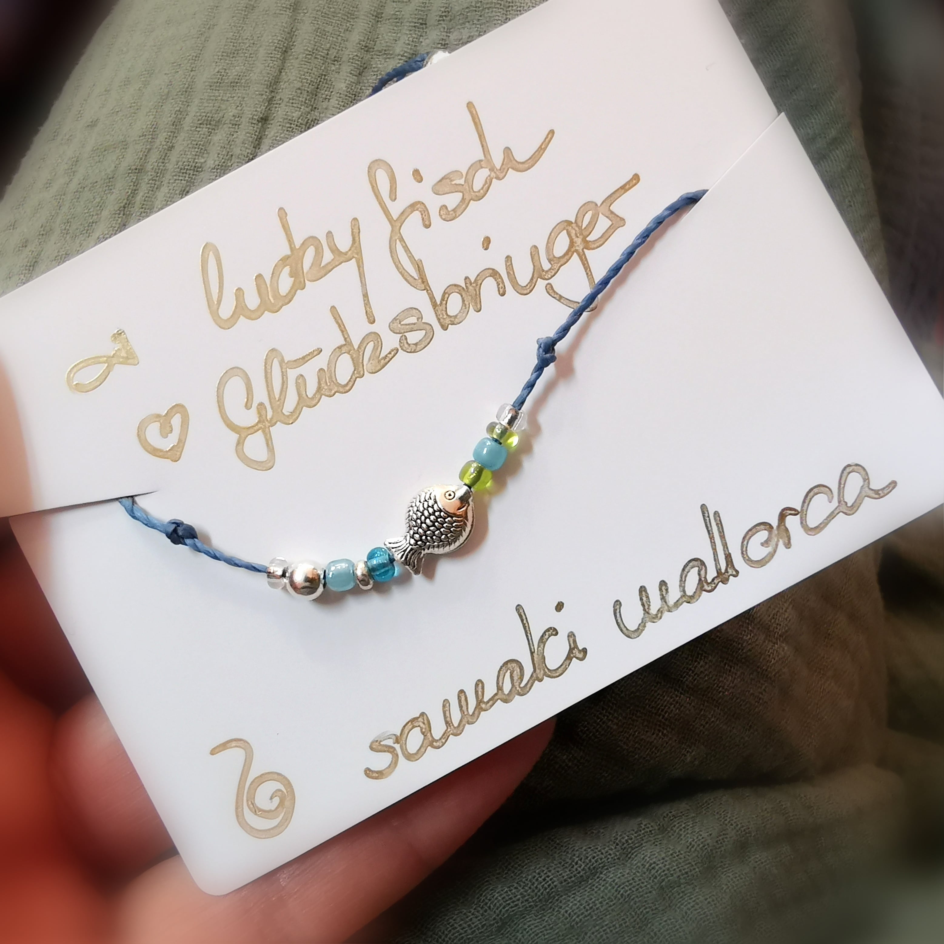 🐟 Lucky Fish Glücksbringer Krafttier Karma Armband – geweiht für Freiheit & Freude