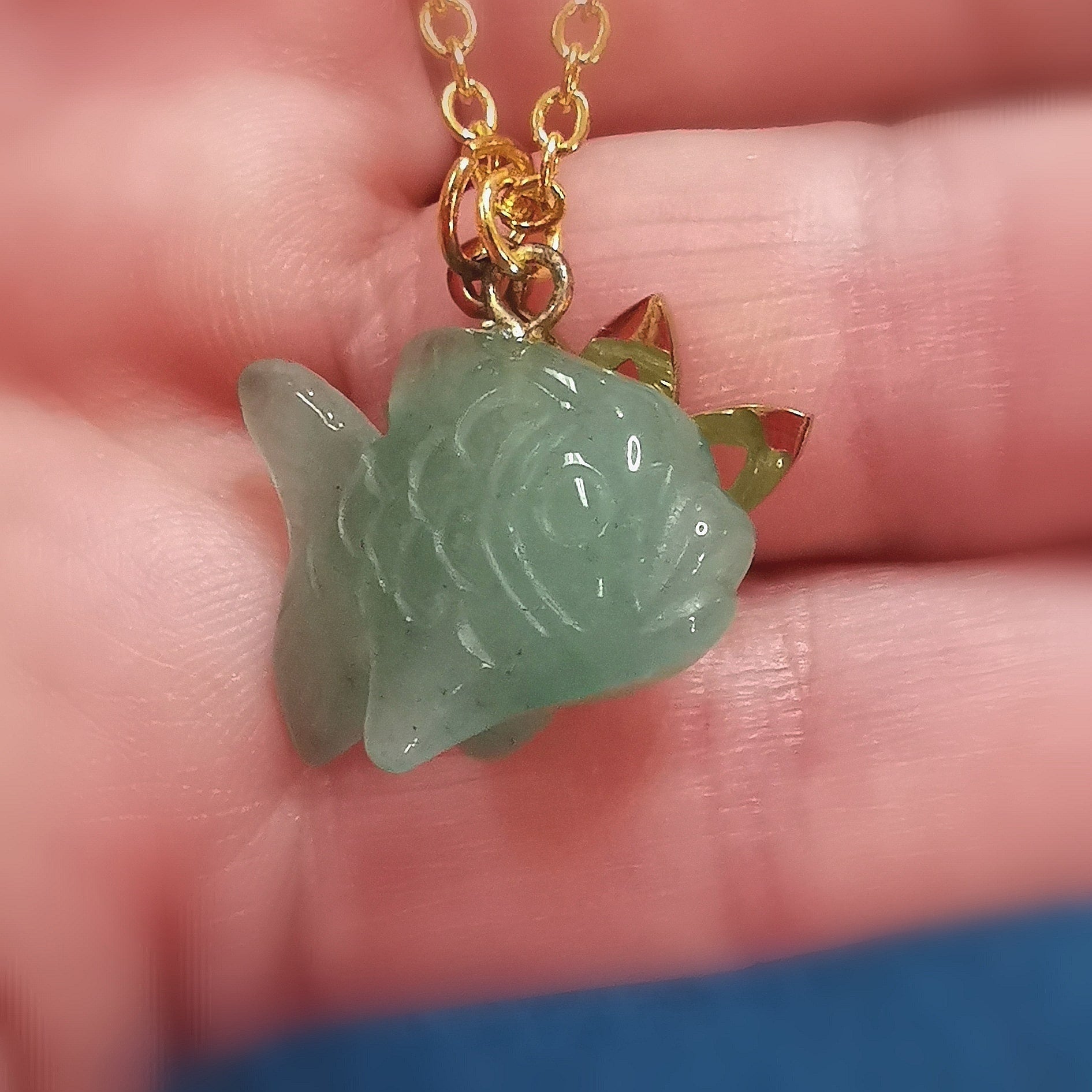 🐟 Koi & Lotus Edelstein Karma Kette – geweiht für Glück, Harmonie & innere Stärke