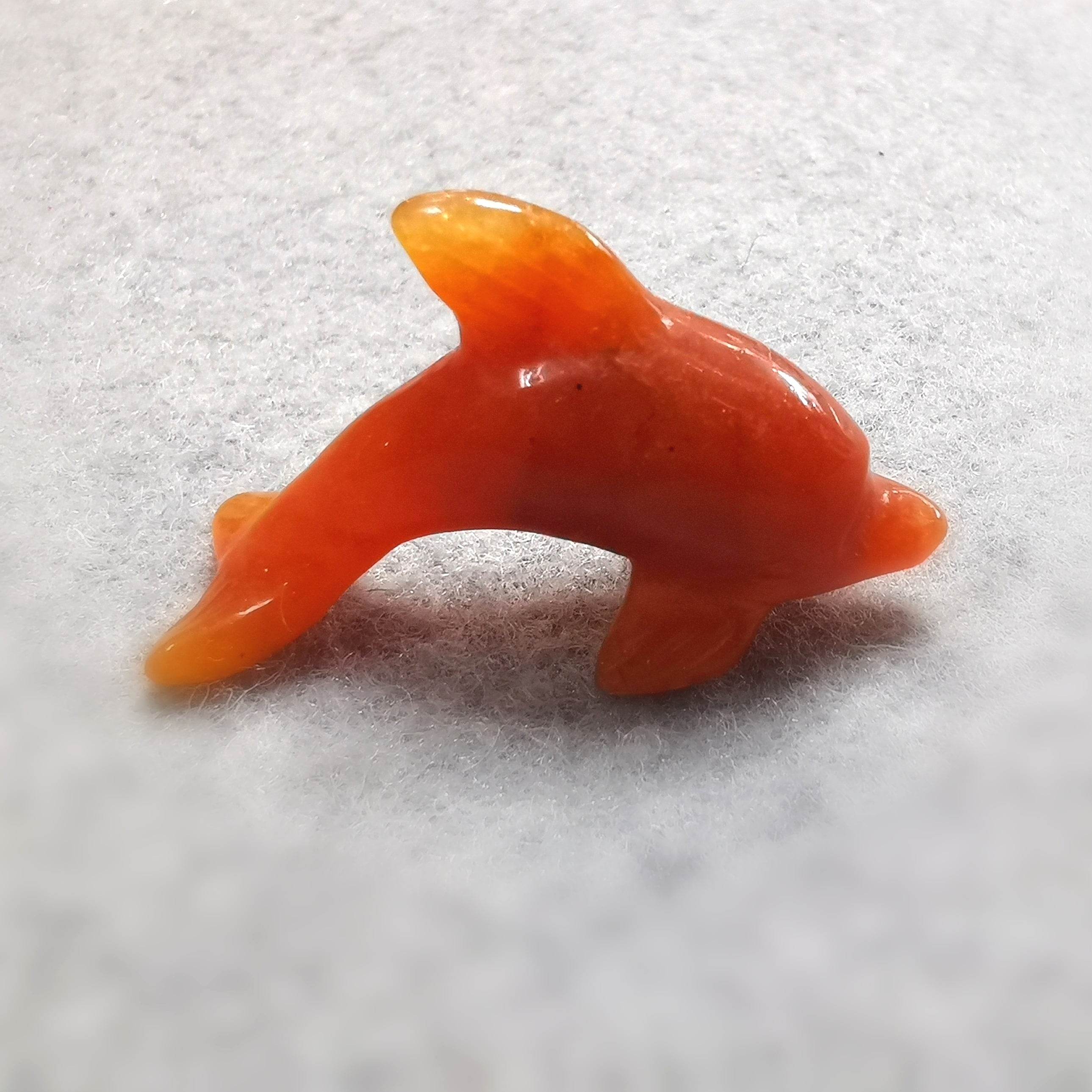 🐬 Delfin Carneol Edelstein Standfigur – geweiht für Lebensfreude