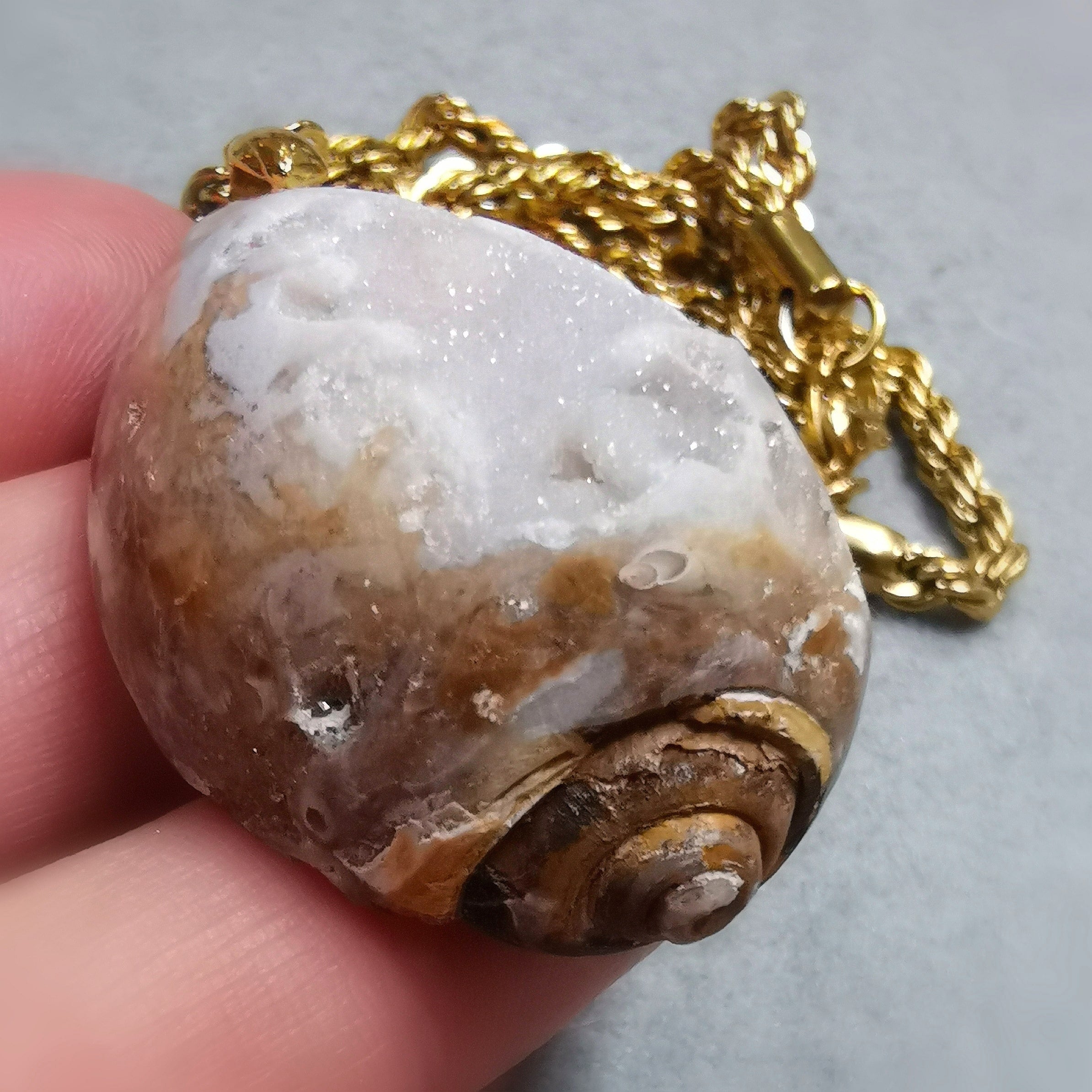 Achat Glücksgeode Druse Edelstein Edelstahl Karma Kette – geweiht für Klarheit & Wunder