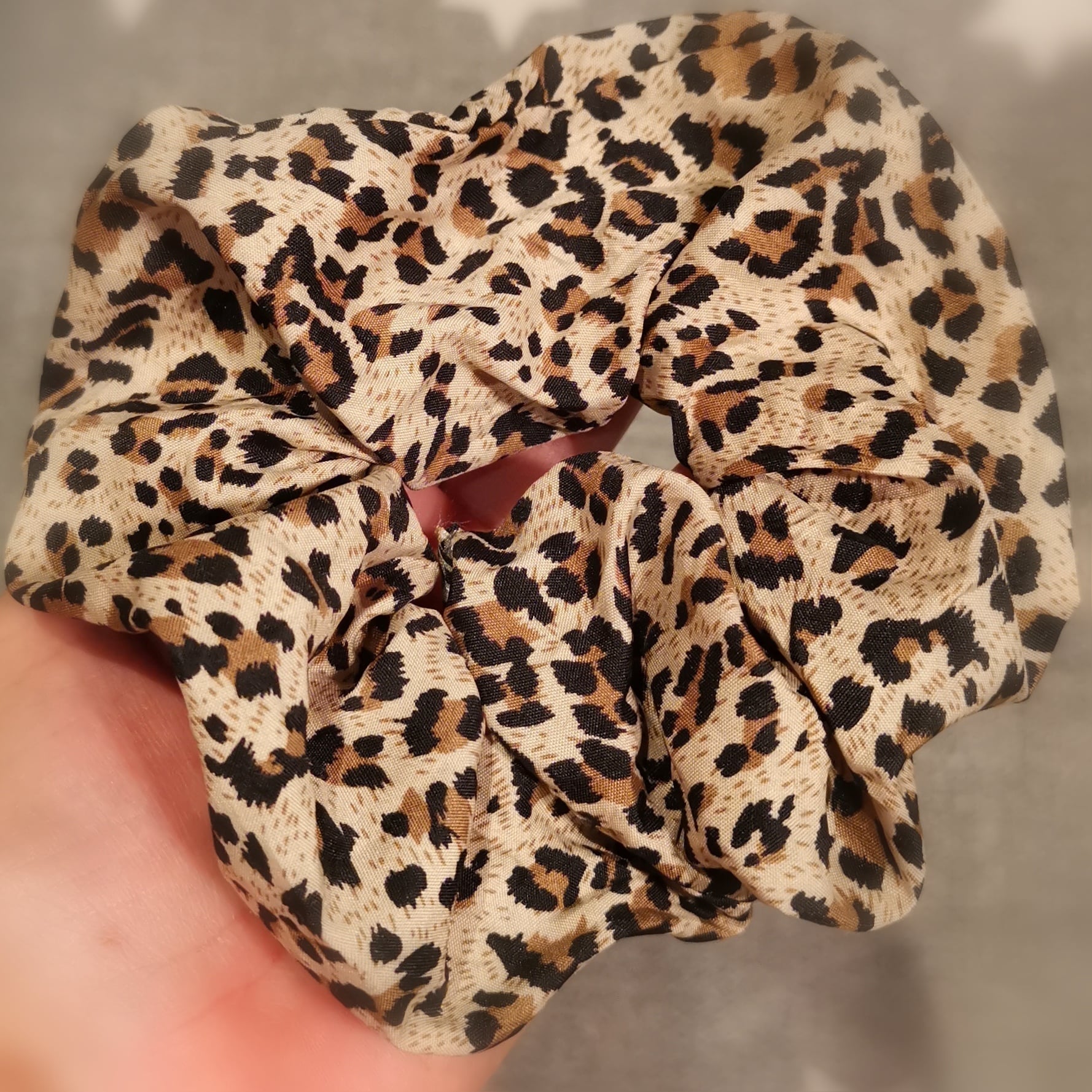 Haar „Bändiger“ – softes Haarband mit Wildtier-Muster