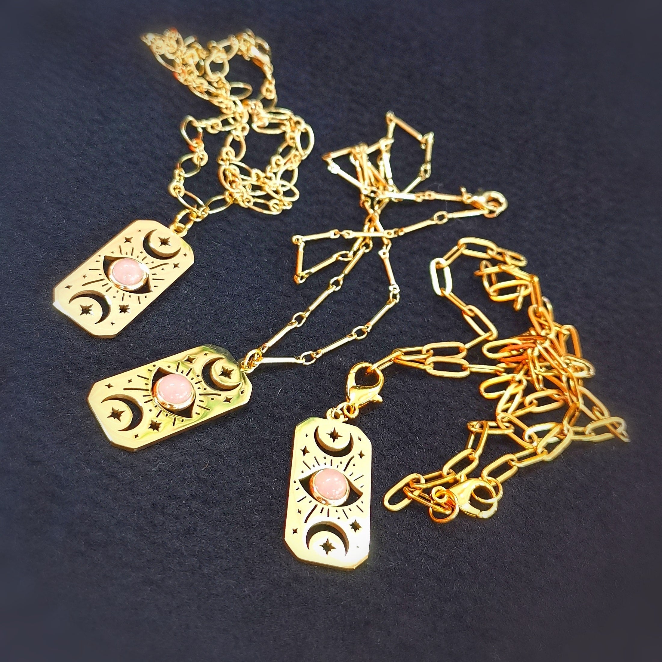 Rosenquarz & Allsehendes Auge Karma Kette Edelstahl Gold – geweiht für emotionale Heilung