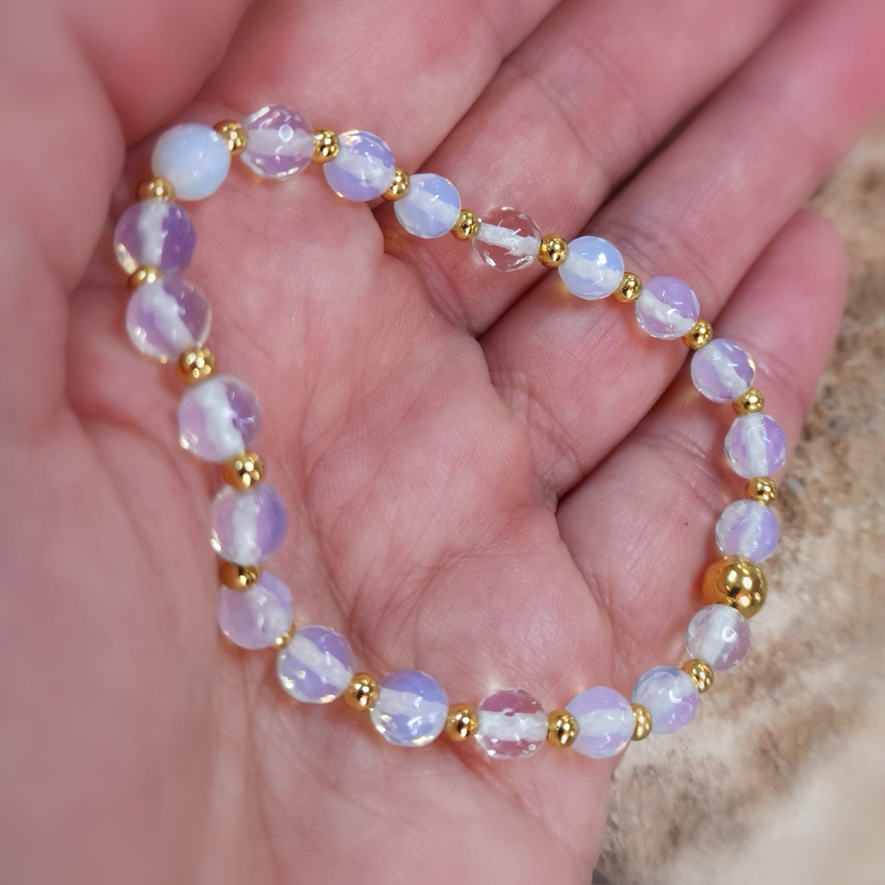 Opal Kinder Armband Gold Edelstahl – Lebensfreude & Leuchten im Herzen