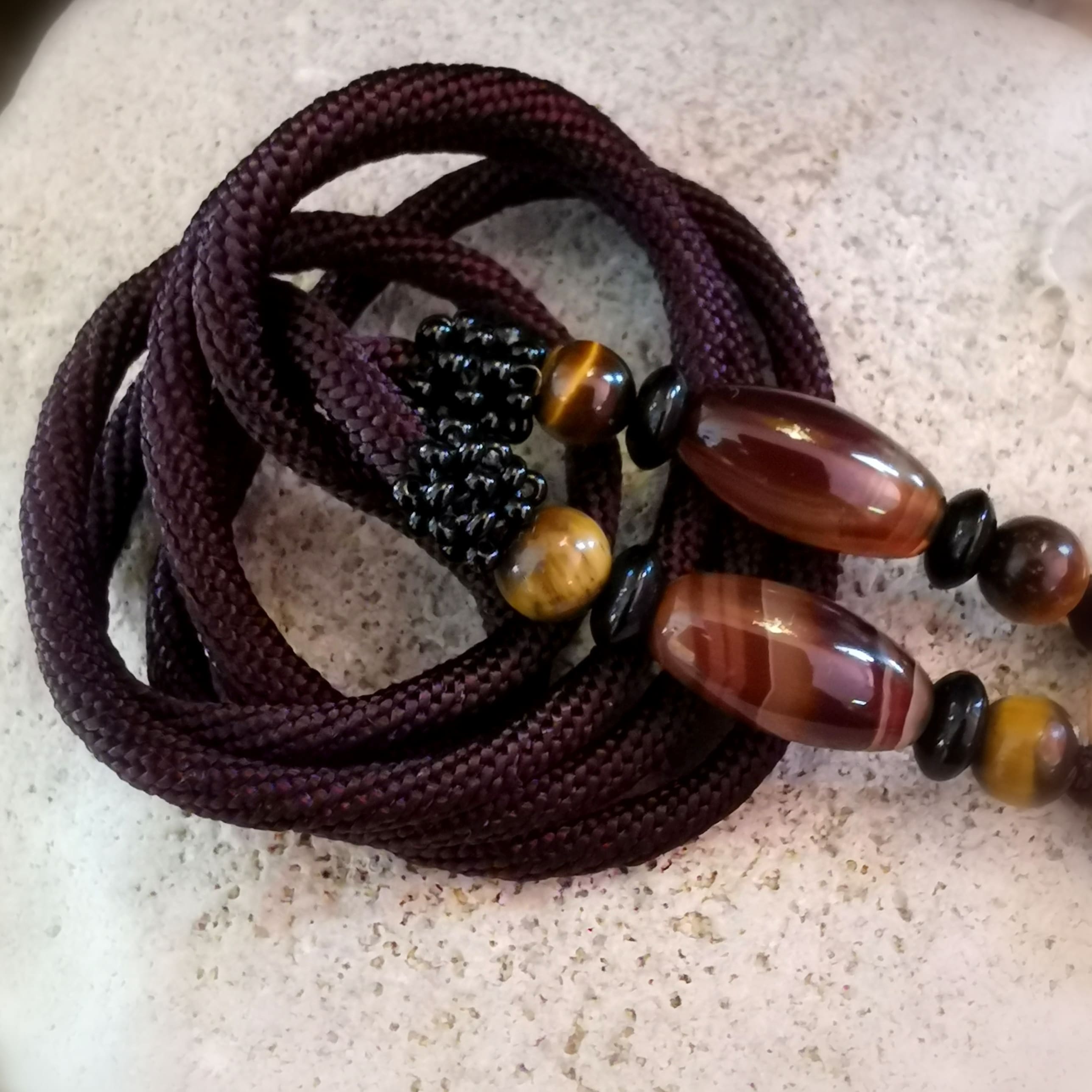 Amethyst Tibet Achat Lotus Karma Kette – geweiht für Selbstbewusstsein & innere Stärke