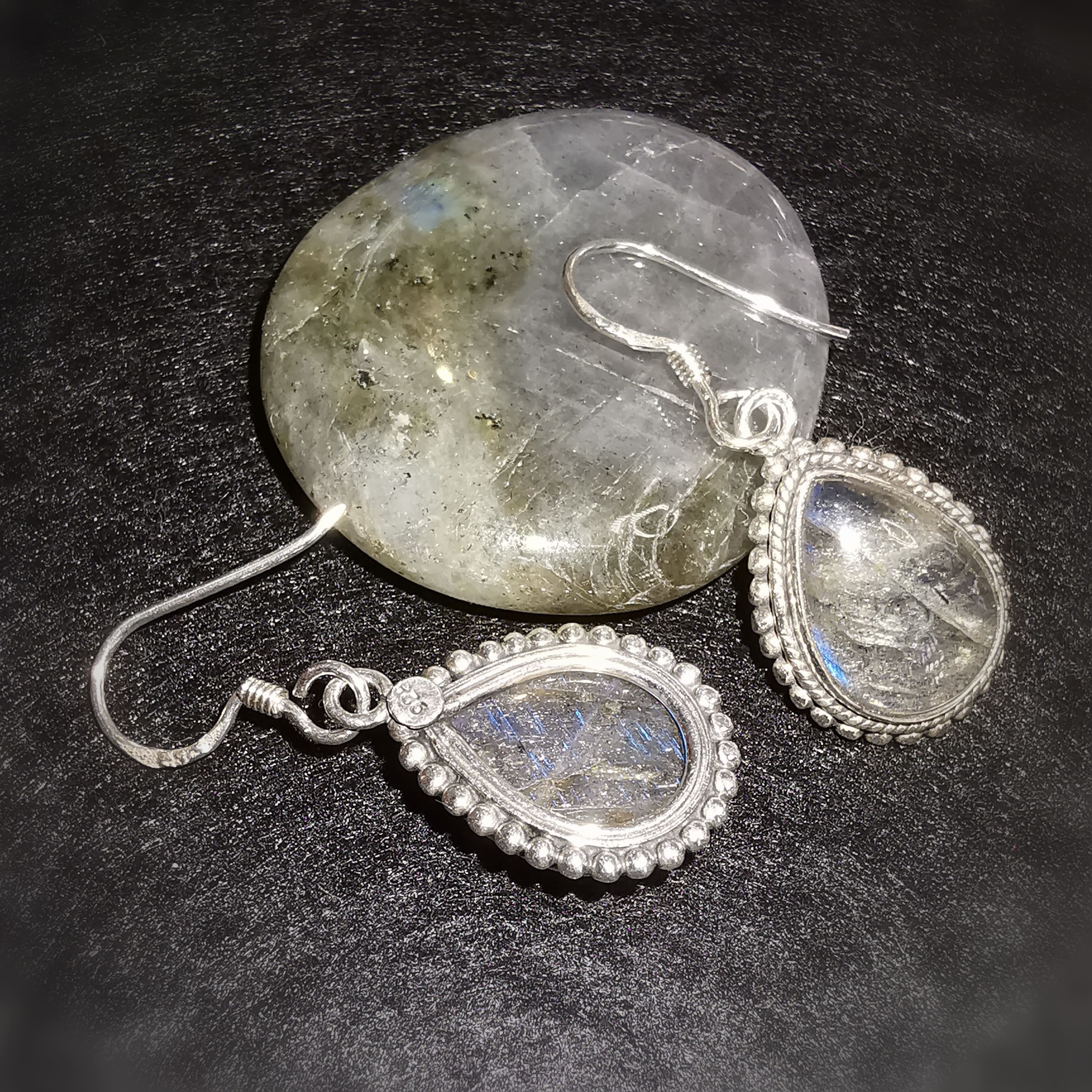 Labradorite Gemstone Gift Set – Earrings & Disc Stone Talisman