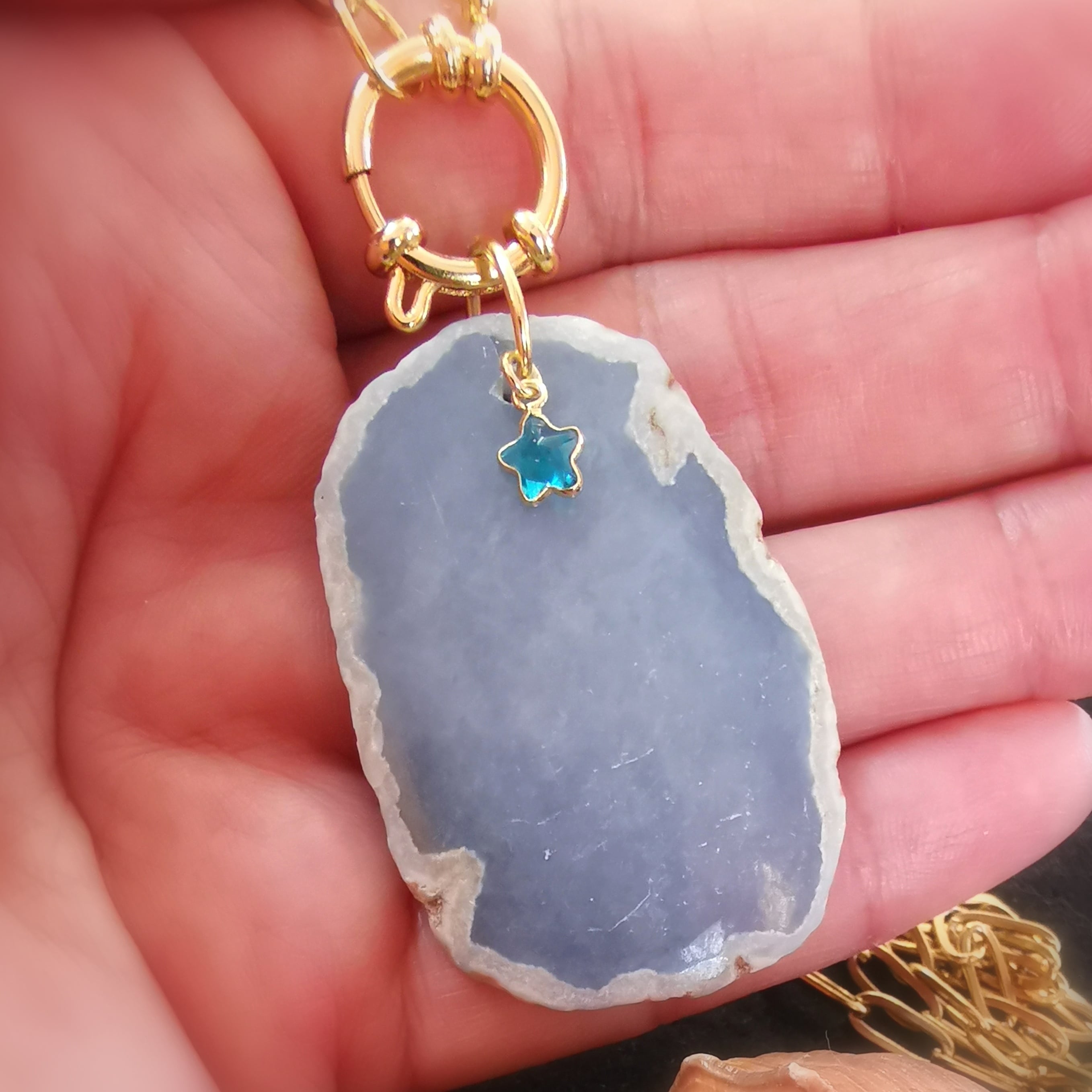 Angelit XL Edelstein Amulett – Seestern Karma Gold Kette geweiht - Vertrauen