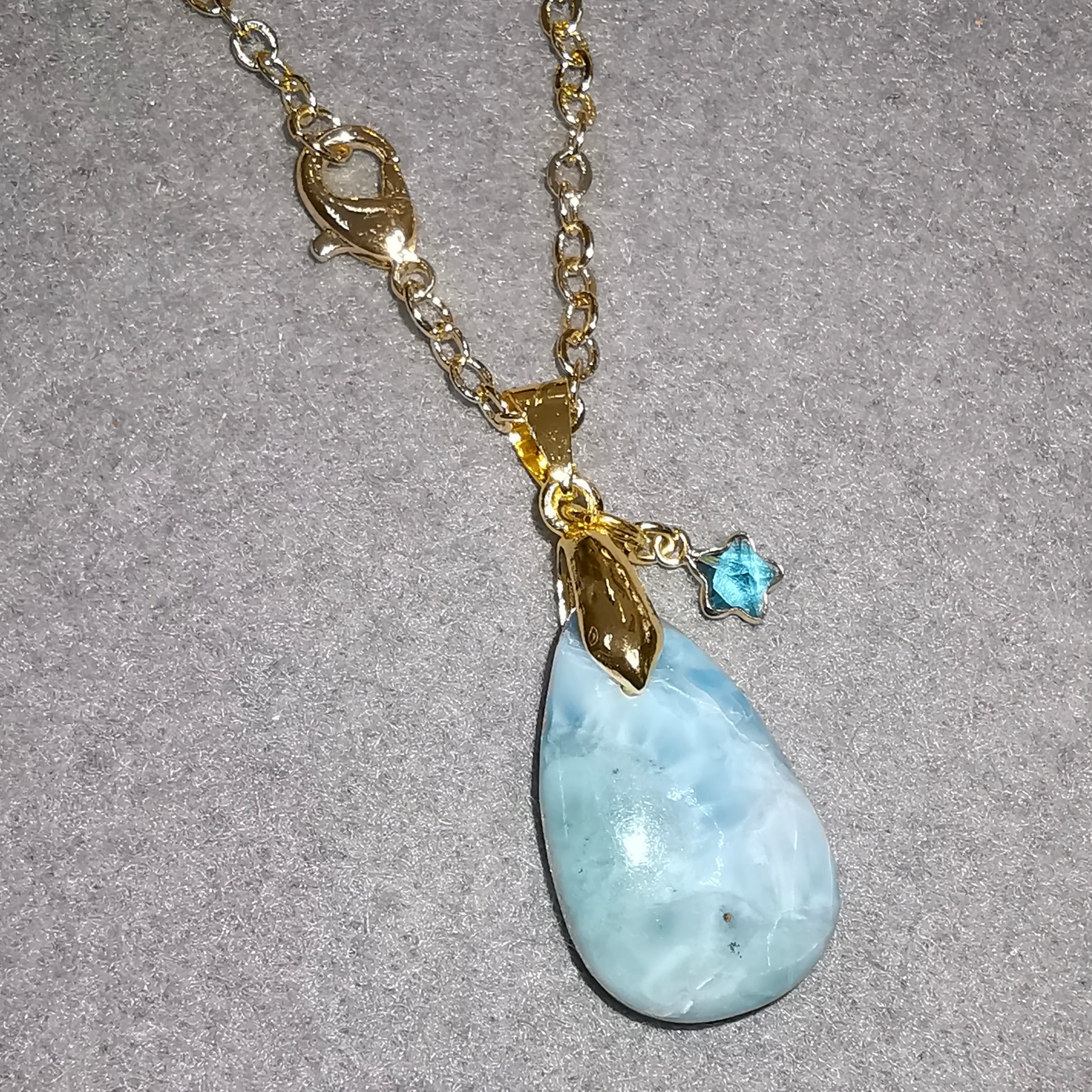 Larimar Seestern Karma Edelstein Kette Gold – Leichtigkeit