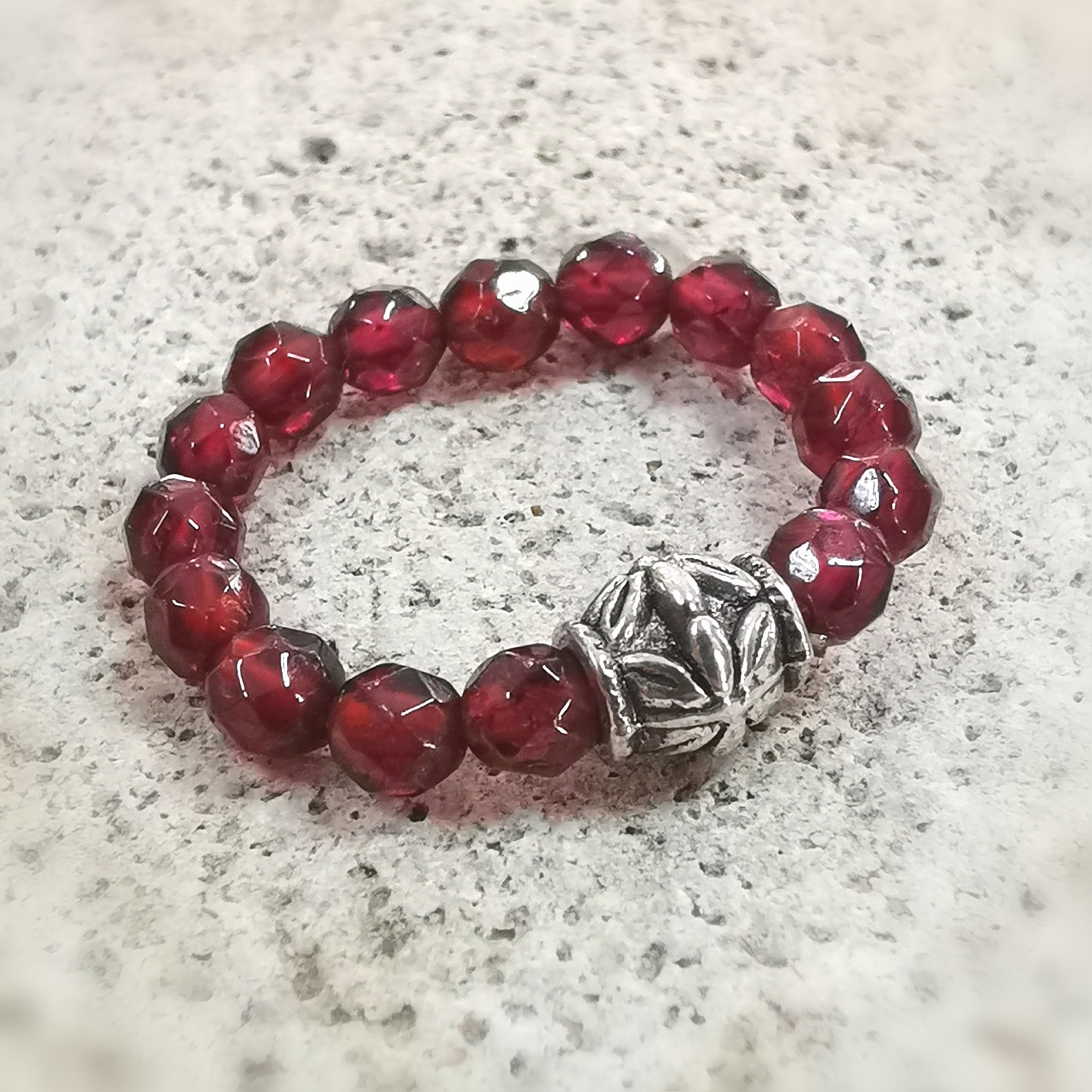 Granat Edelstein Ring – elastisch, geweiht für ewige Liebe & innere Stärke