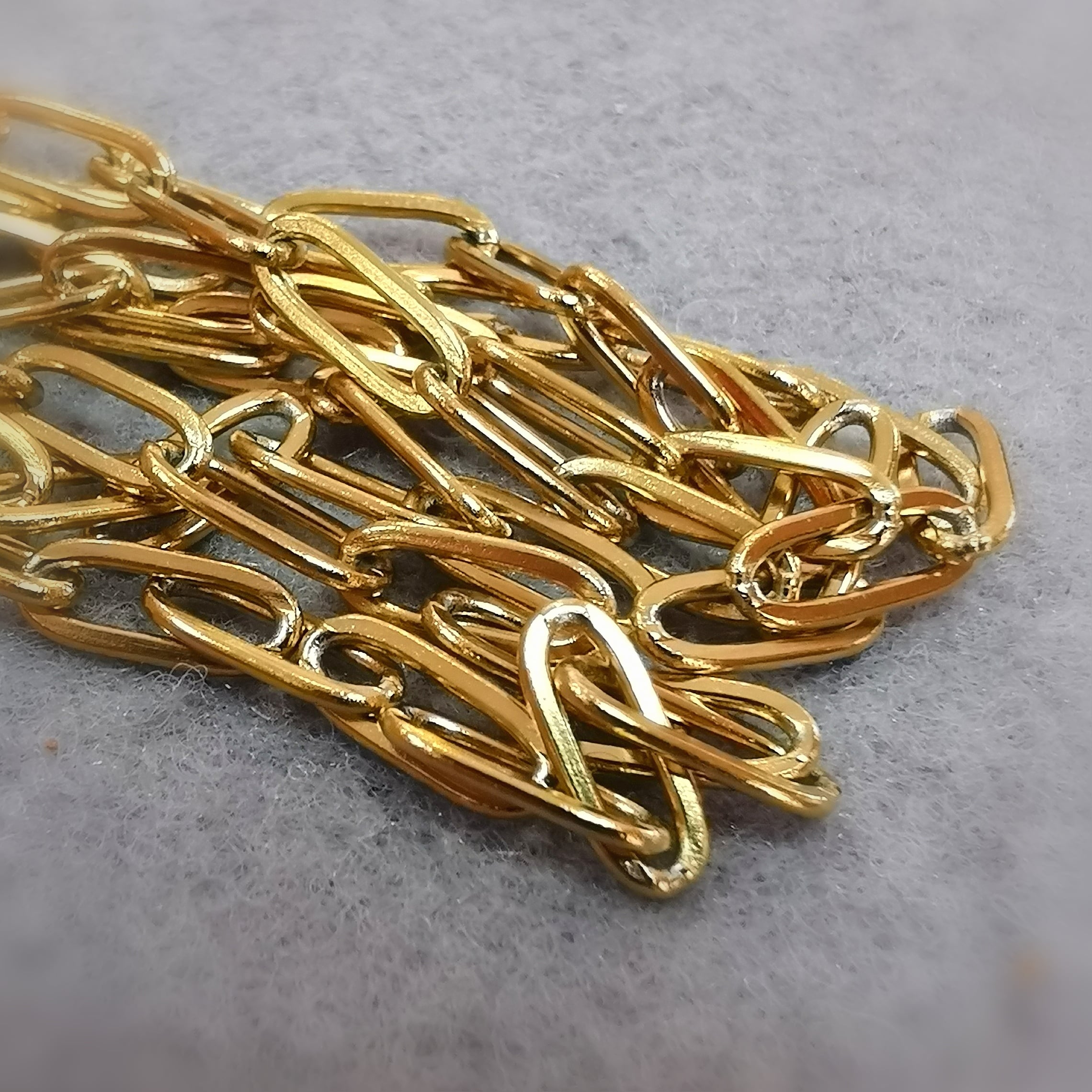 Mondphasen Rosenquarz Edelstein Karma Kette – geweiht für Hingabe & Selbstliebe