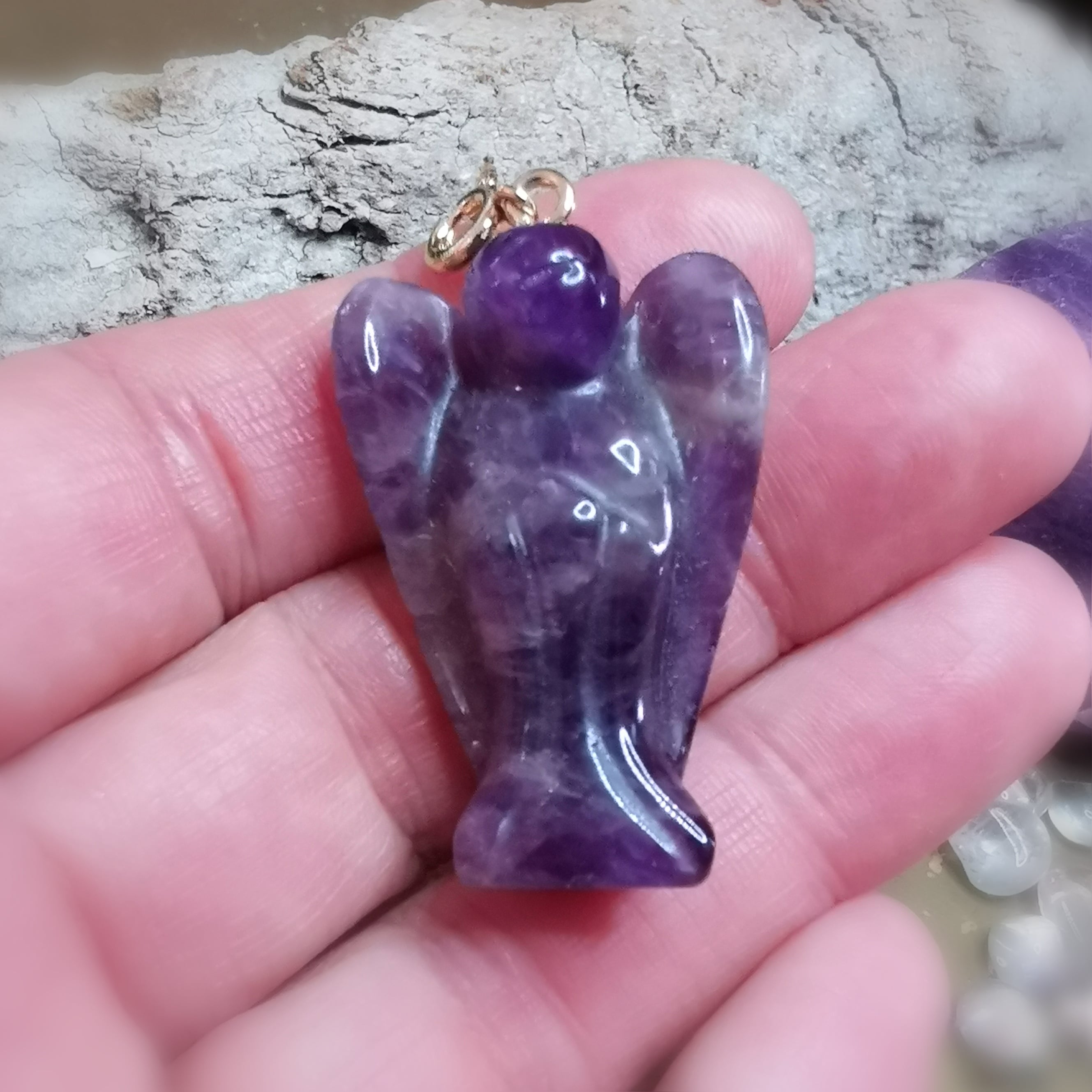 Engel Amethyst Edelstein Anhänger – geweiht für Schutz, Trost & Lichtenergie