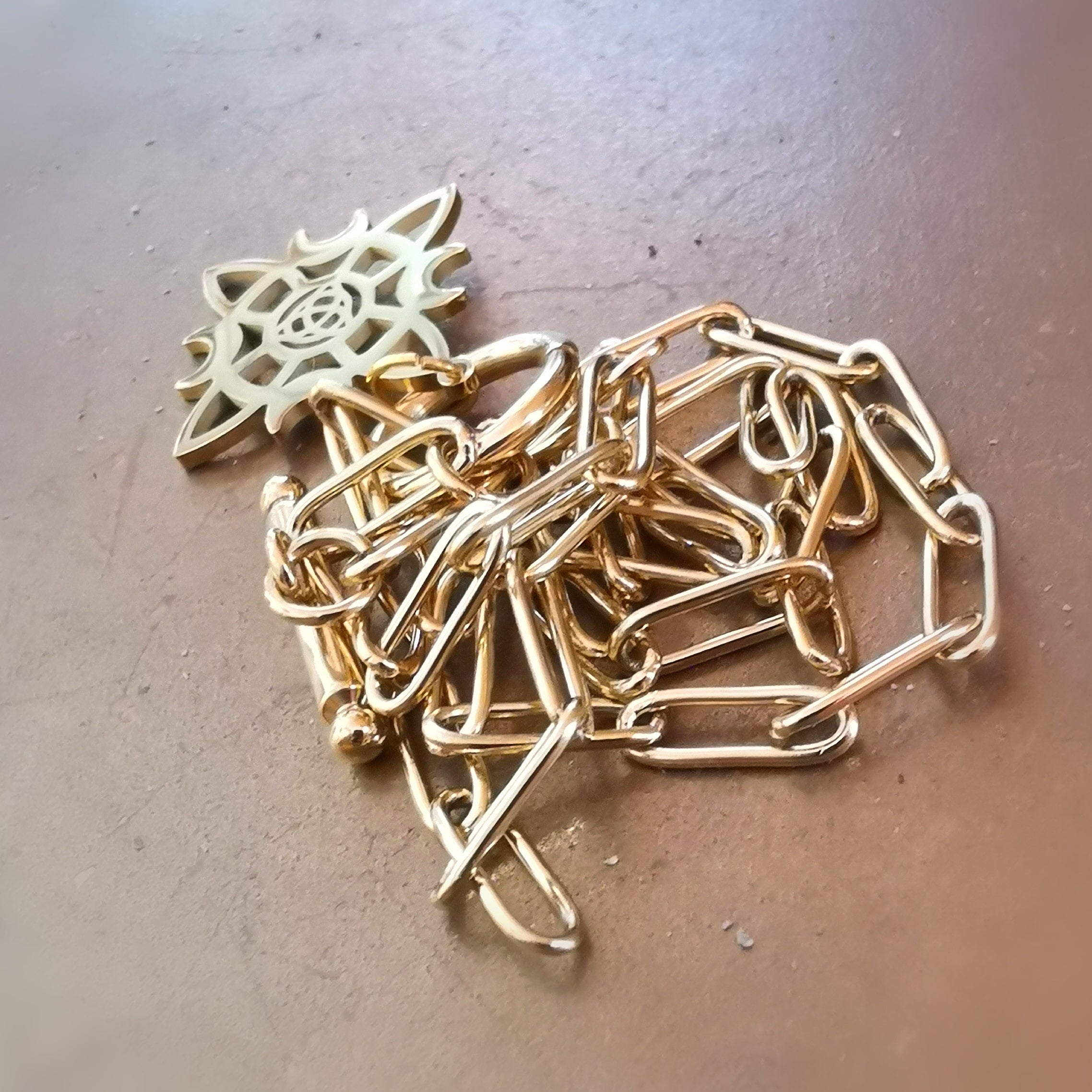 Weiße Magie Karma Kette – Hexenknoten Gold Edelstahl, Schutz & innere Stärke