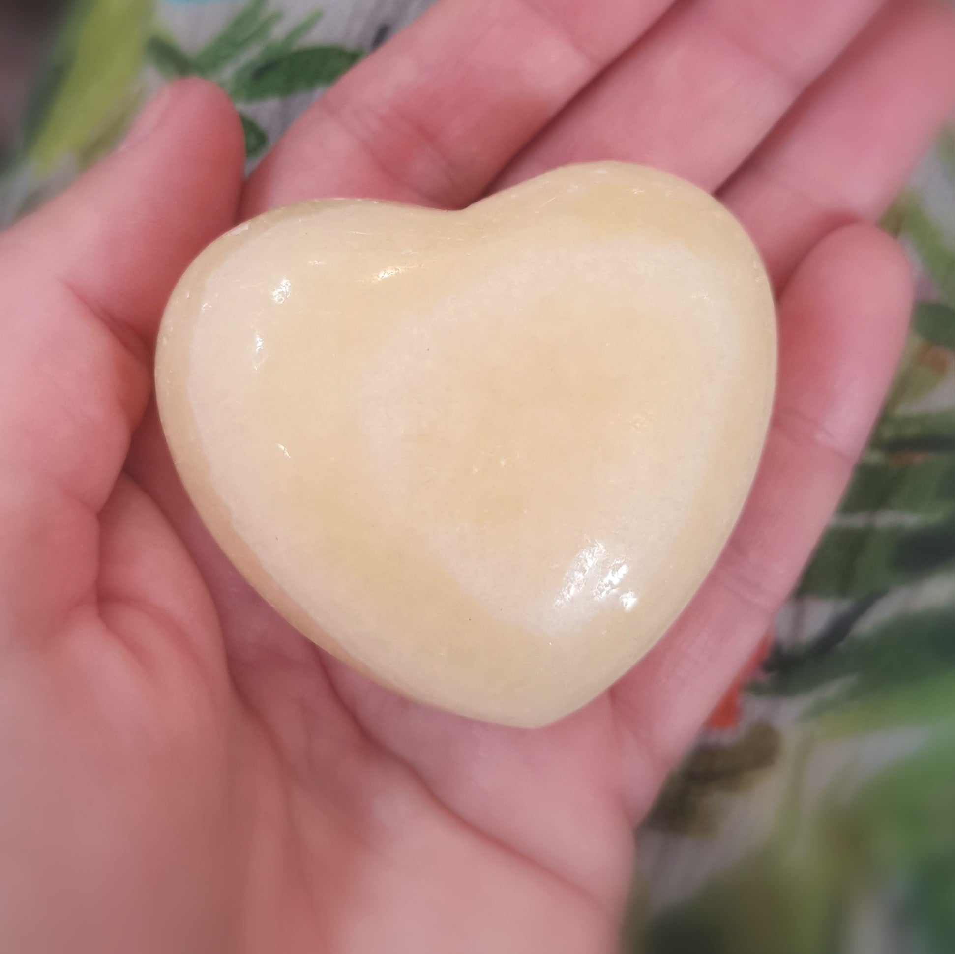 Orangencalcit Edelstein Herz XXL – Heilstein AA Qualität, für Freude & Lebensenergie