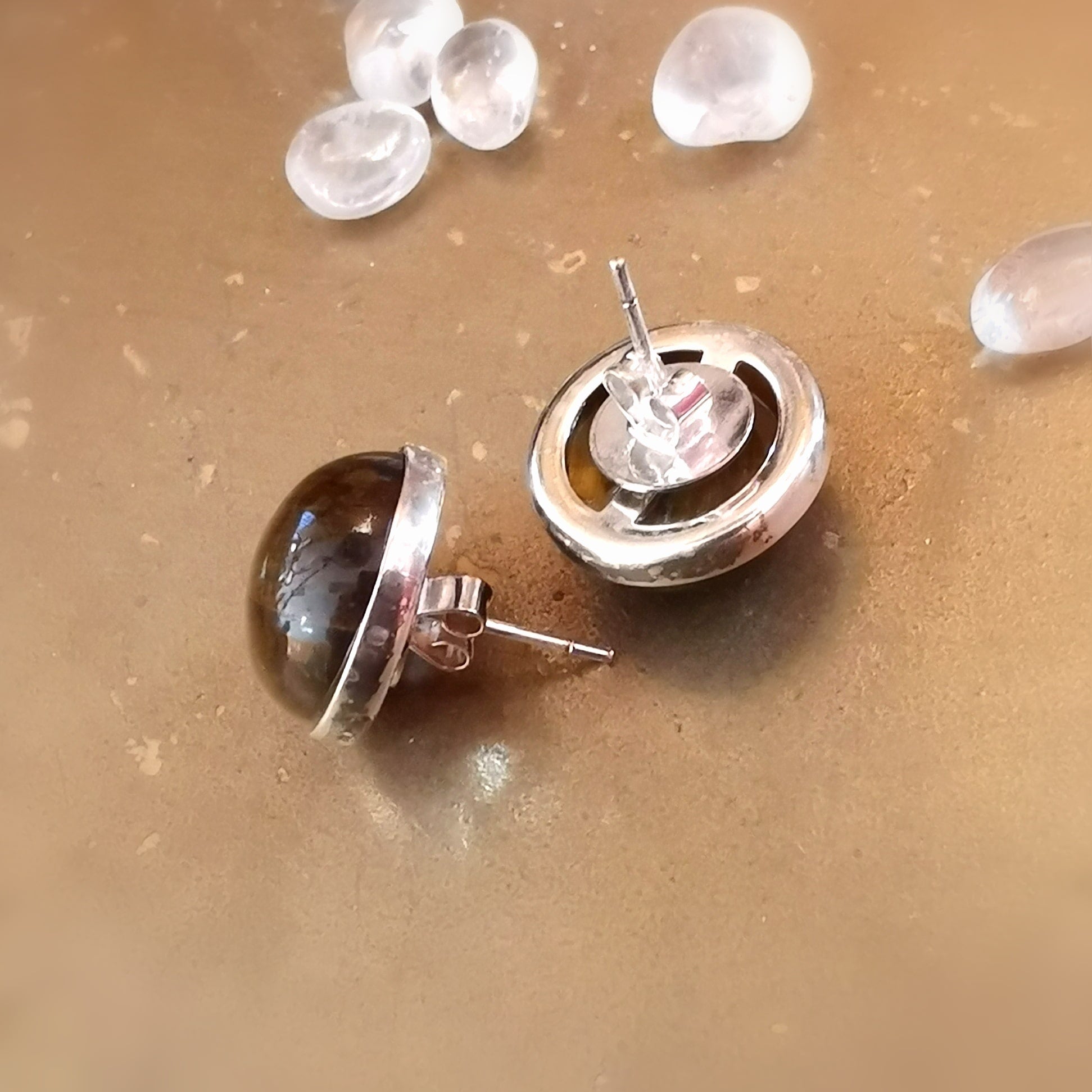Tigerauge Ohrstecker Sterlingsilber – geweiht für Mut & innere Stärke