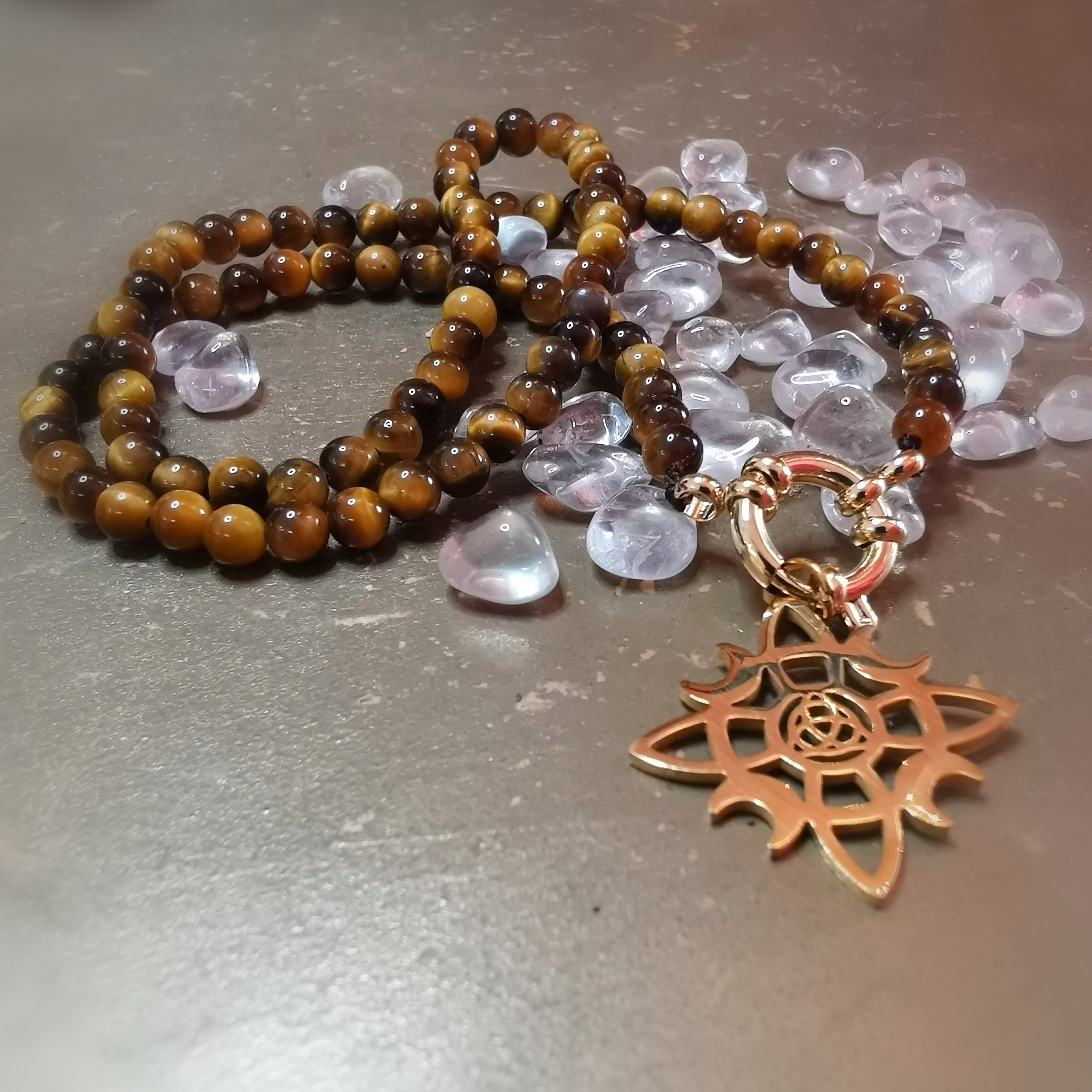 Tigerauge Hexenknoten Edelstein Kette – geweiht für dein kraftvolles Ich