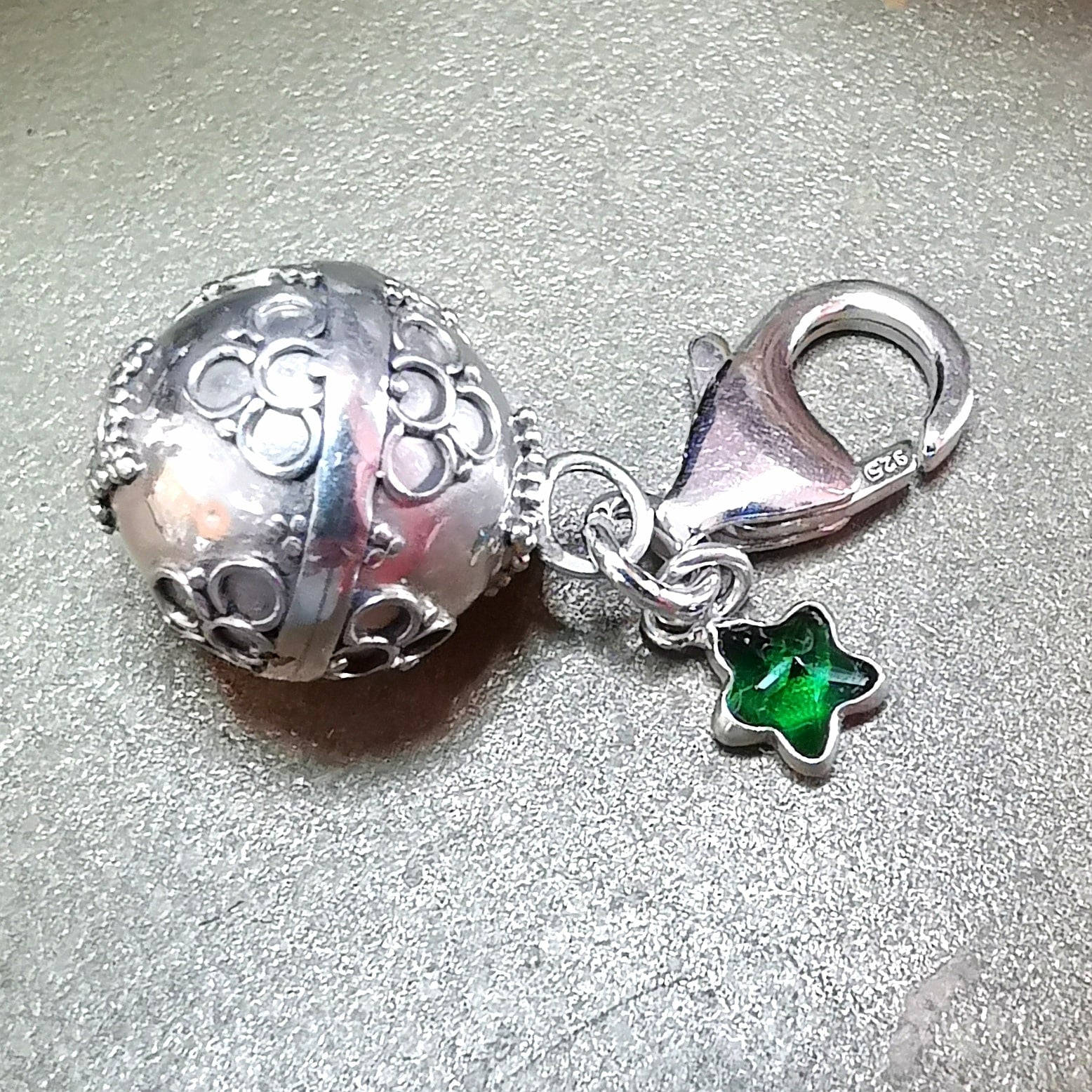 Engelsrufer Charm mit Seestern – geweiht für Vertrauen & Lebensfreude