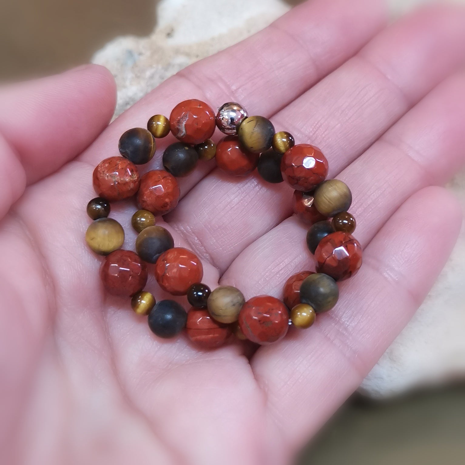 Tigerauge & Jaspis Karma Edelstein Armband L/XL – geweiht für Stärke, Fokus & Erdung