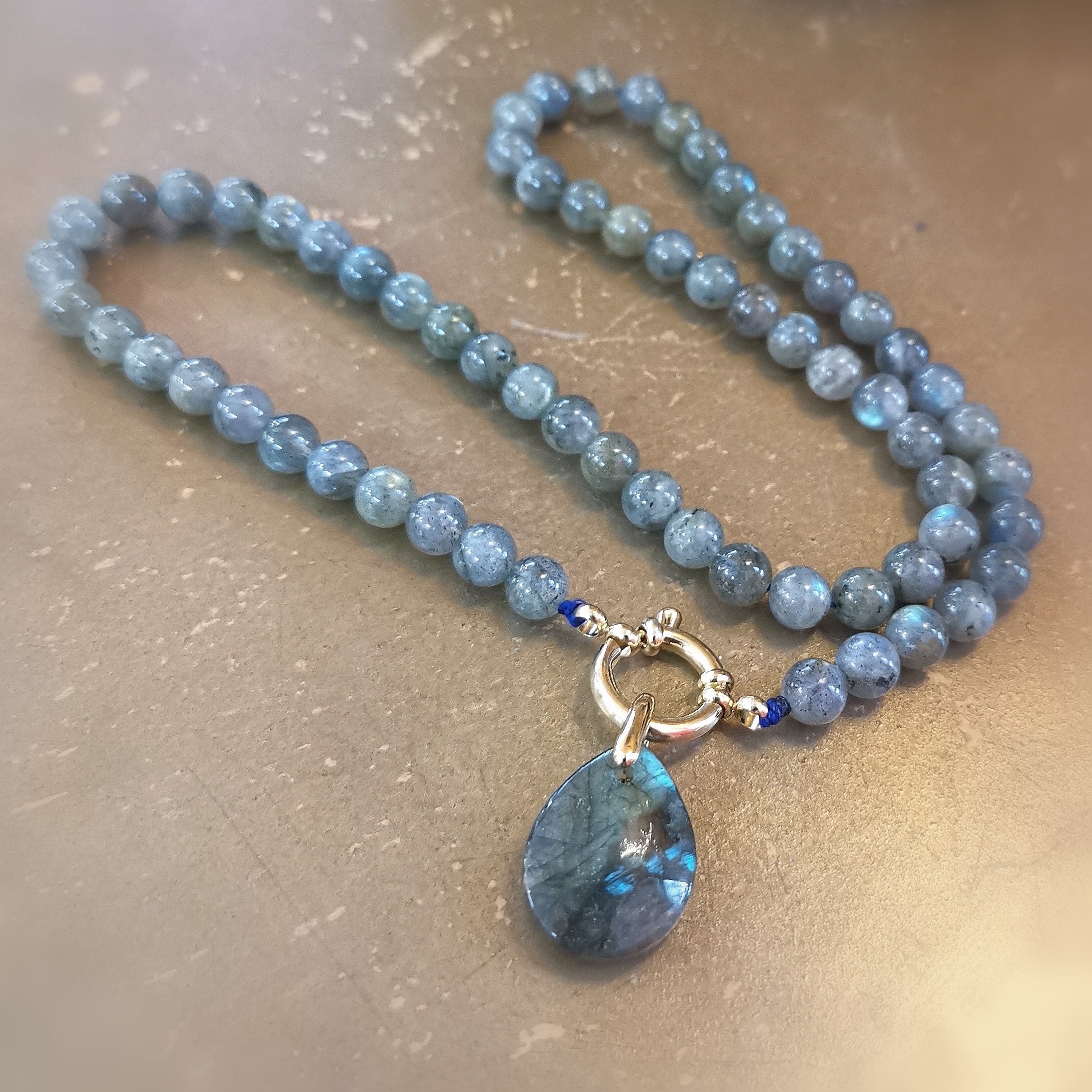 Labradorit Edelstein Karma Collier Kette – geweiht für Intuition & inneres Leuchten