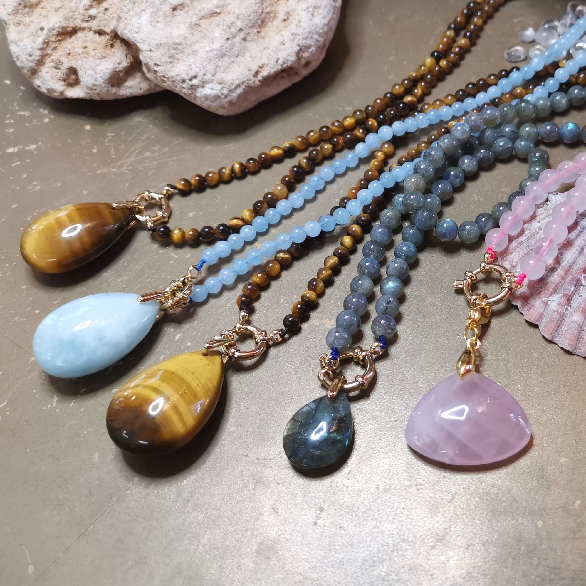 Tigerauge Collier Karma Gold Edelstein Kette – für Mut, Klarheit & innere Stärke